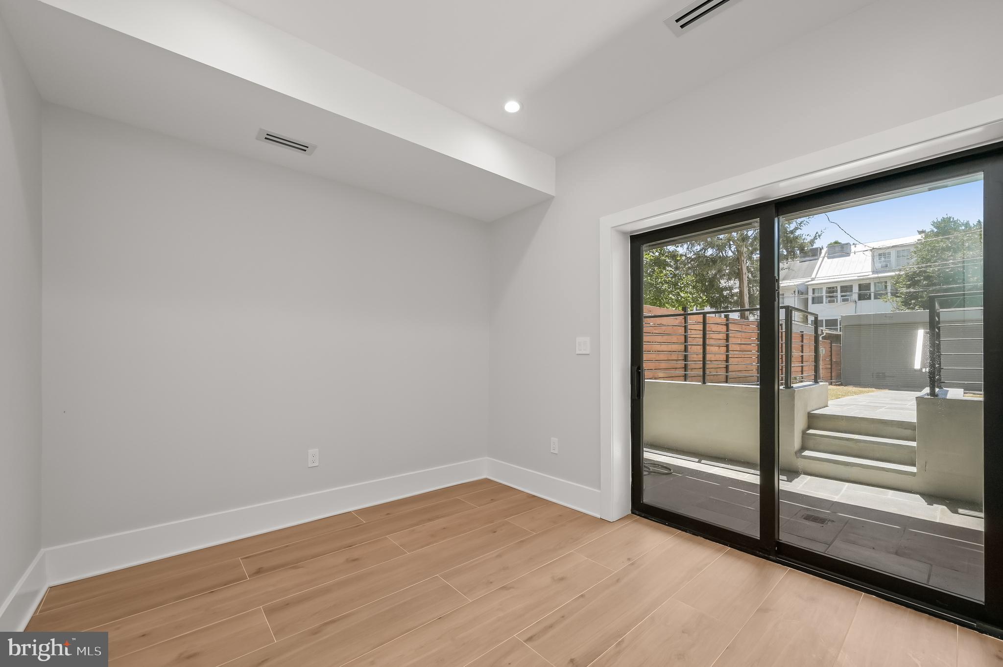 BURLEITH - Residential