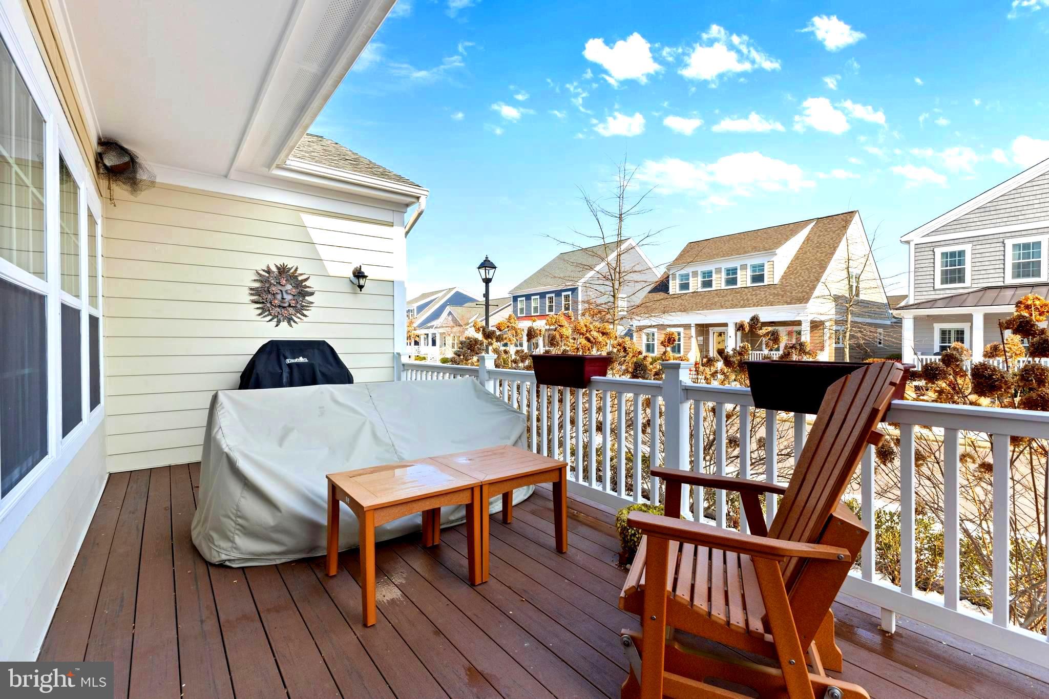 EASTON VILLAGE - Residential