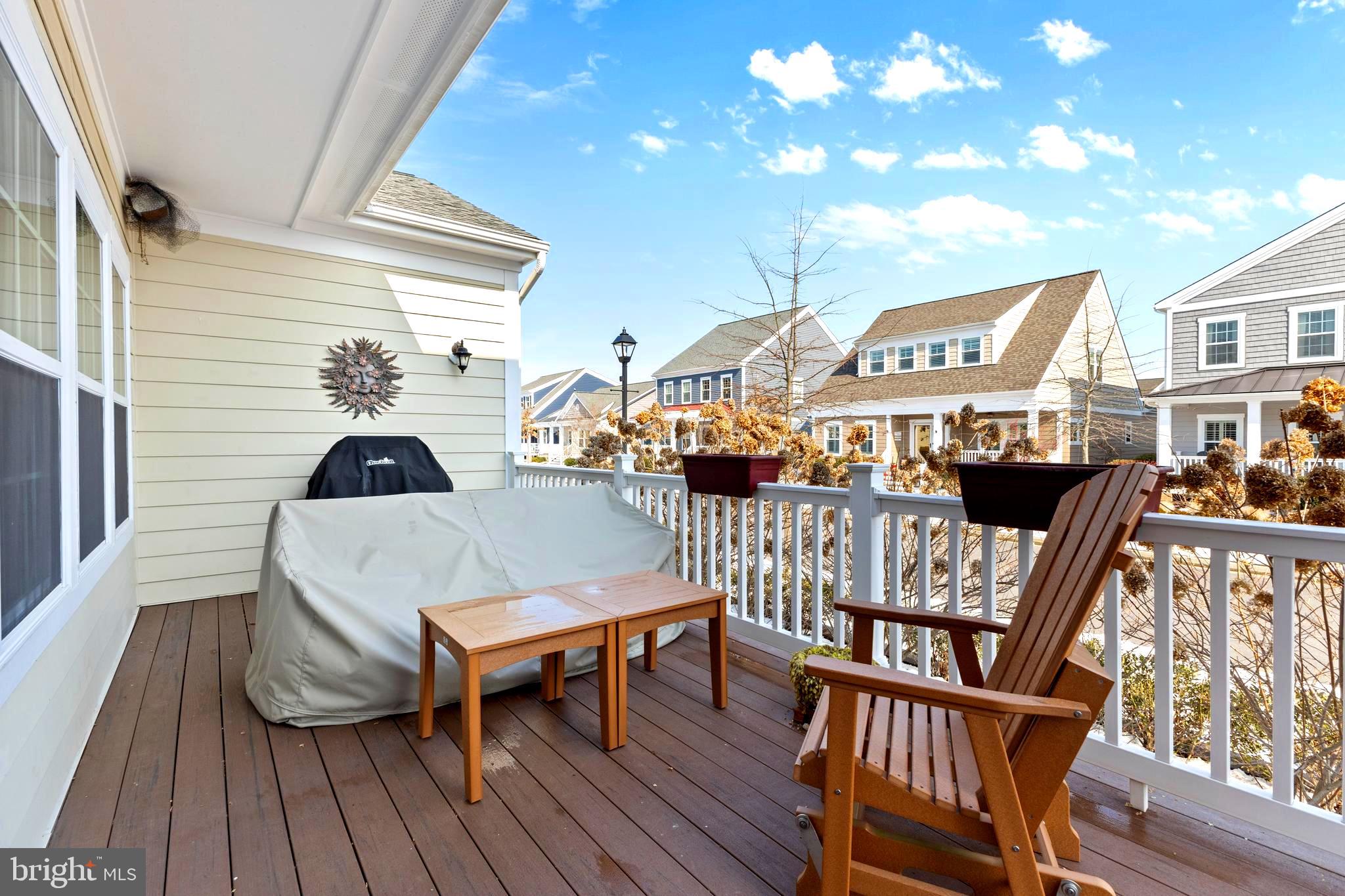 EASTON VILLAGE - Residential