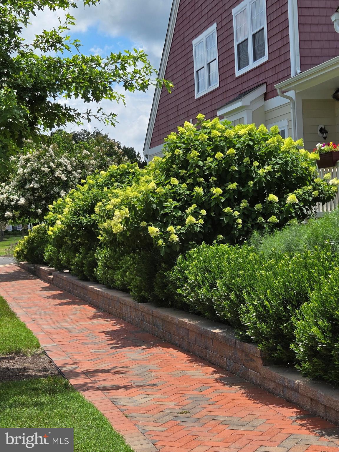 EASTON VILLAGE - Residential