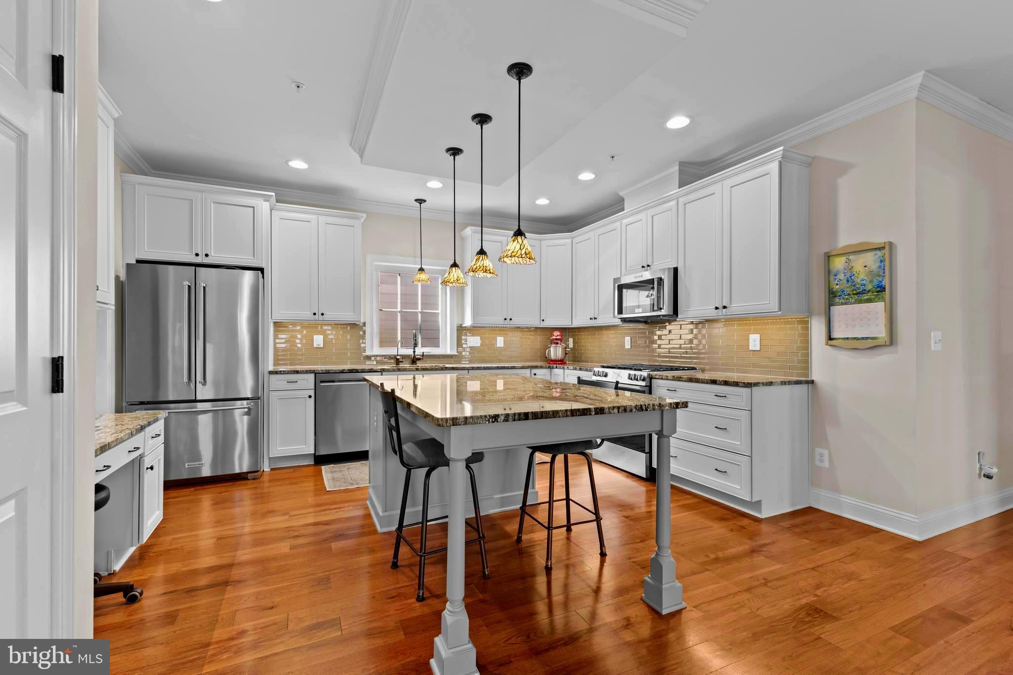 EASTON VILLAGE - Residential