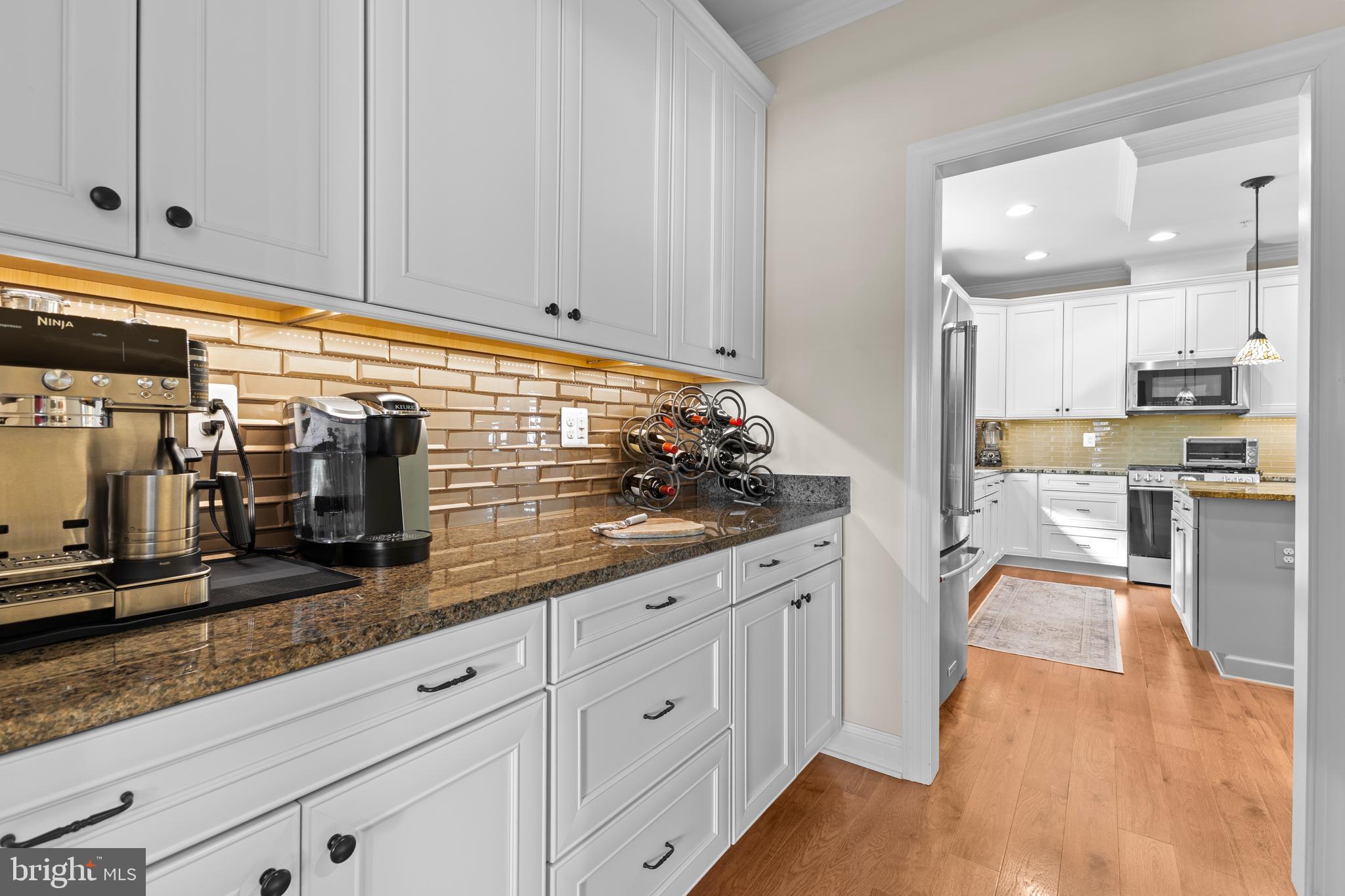 EASTON VILLAGE - Residential