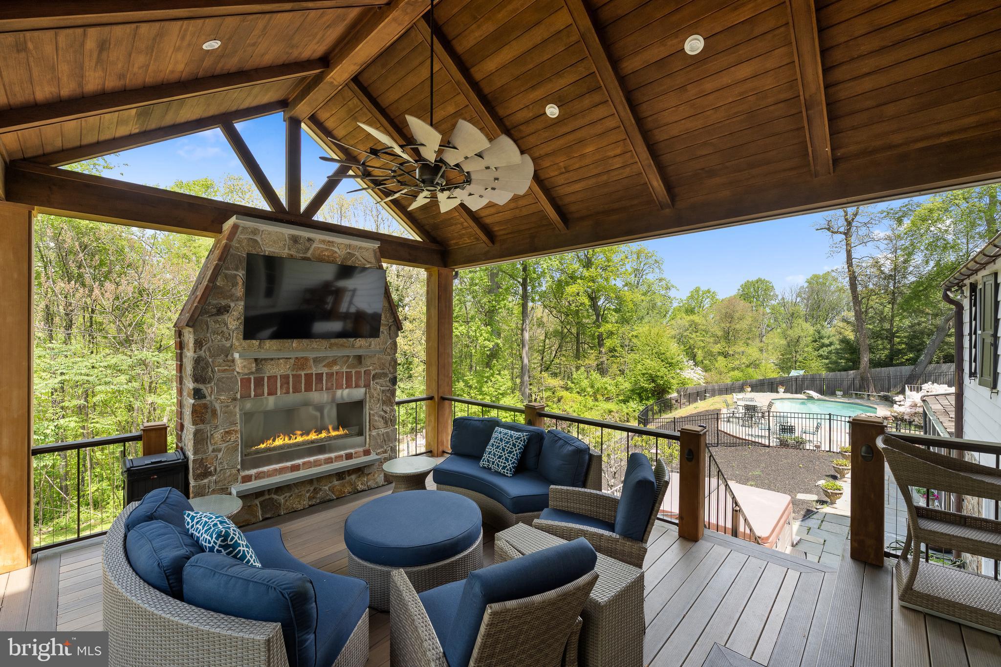 ARONWOLD - Residential