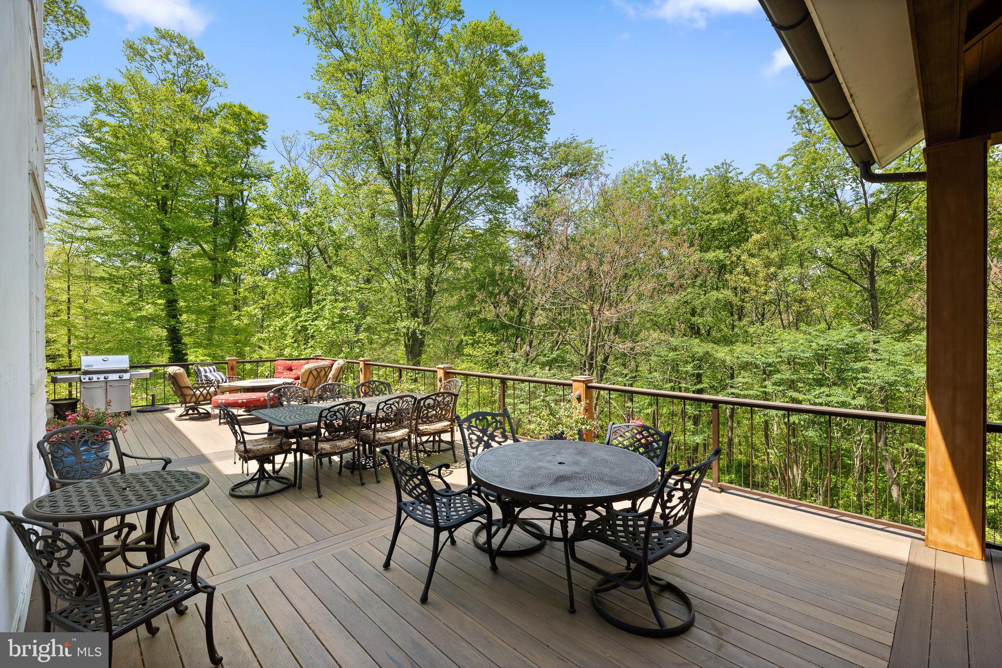 ARONWOLD - Residential