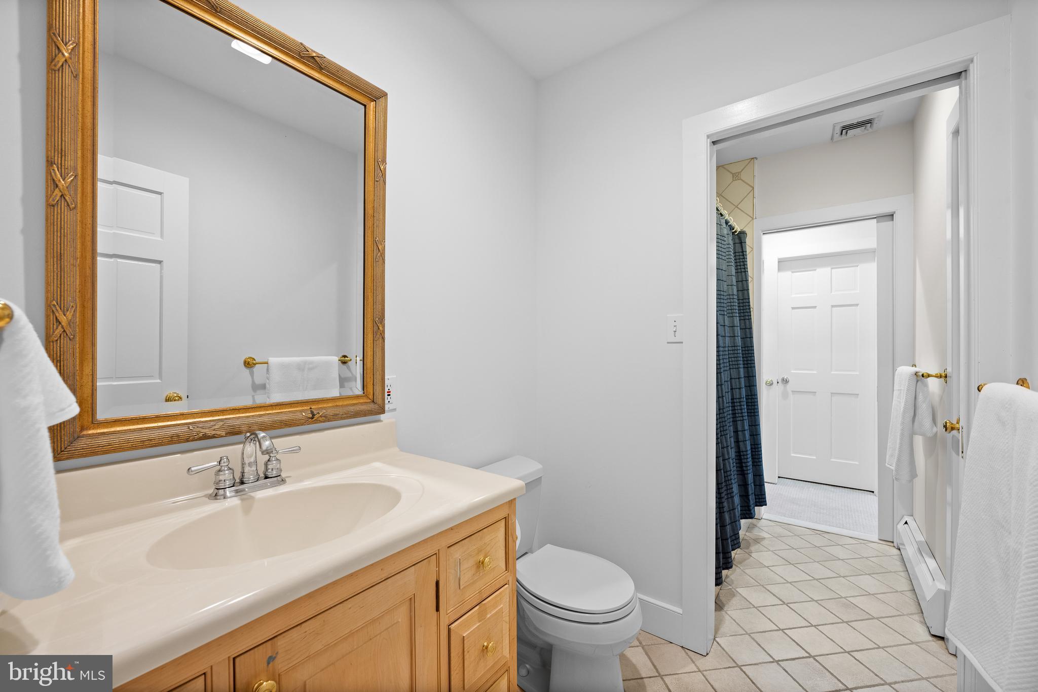 ARONWOLD - Residential