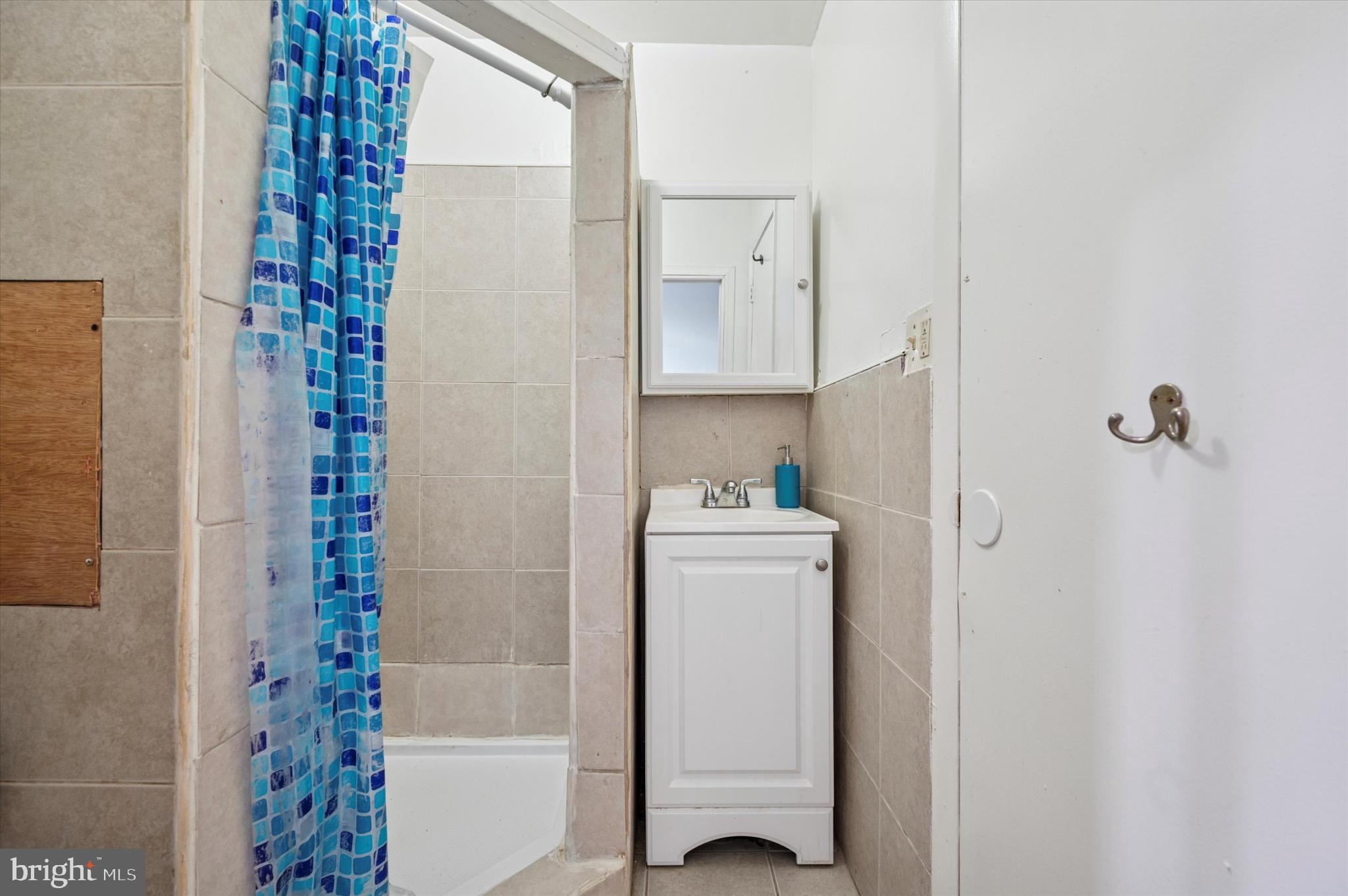 GERMANTOWN - Residential