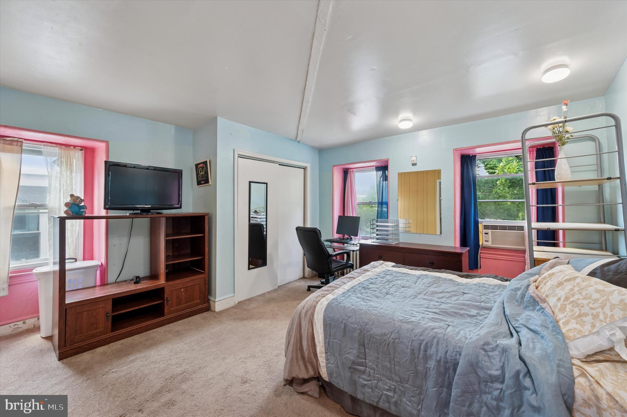 GERMANTOWN - Residential