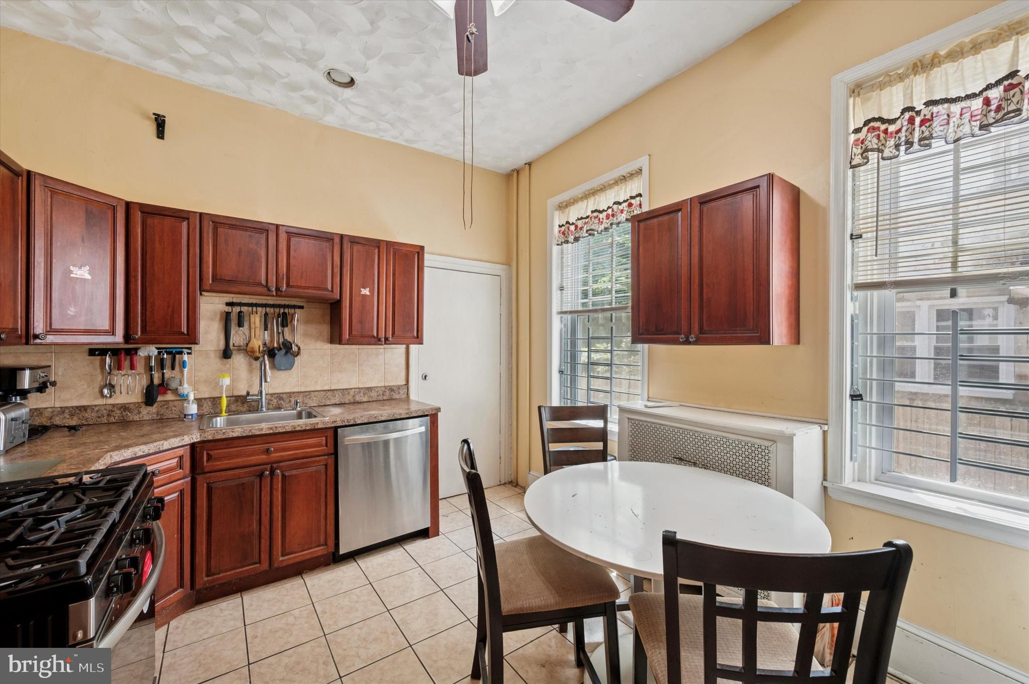 GERMANTOWN - Residential