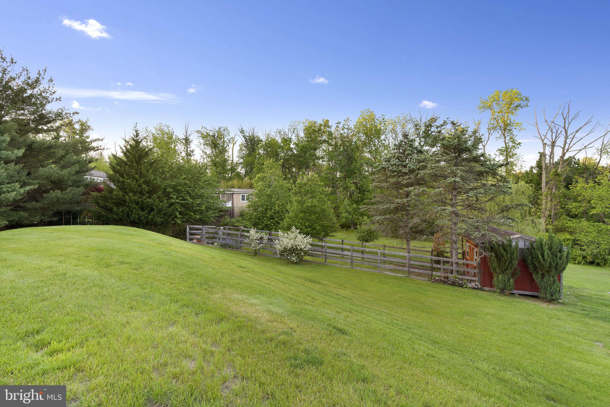 DOYLESTOWN - Residential