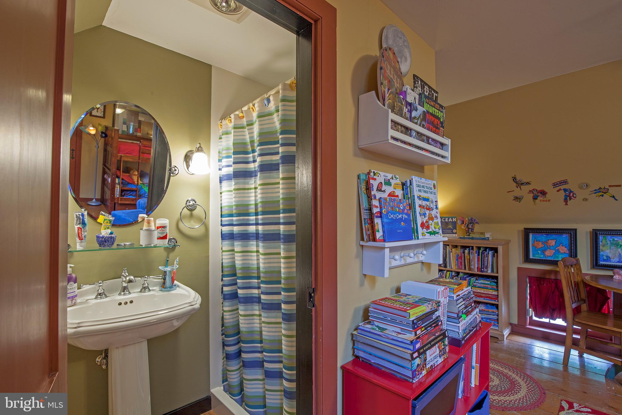 DOYLESTOWN - Residential