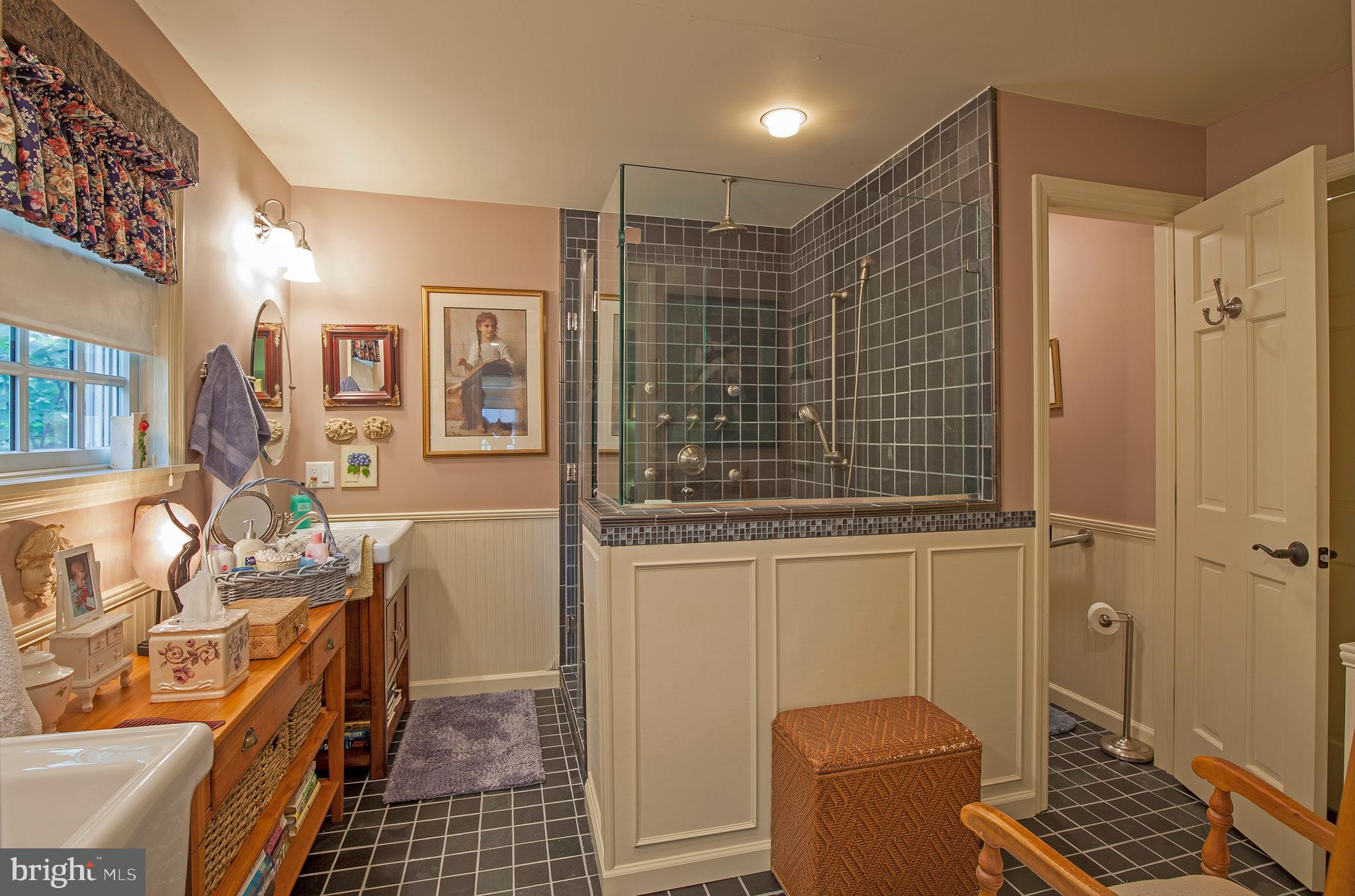 DOYLESTOWN - Residential