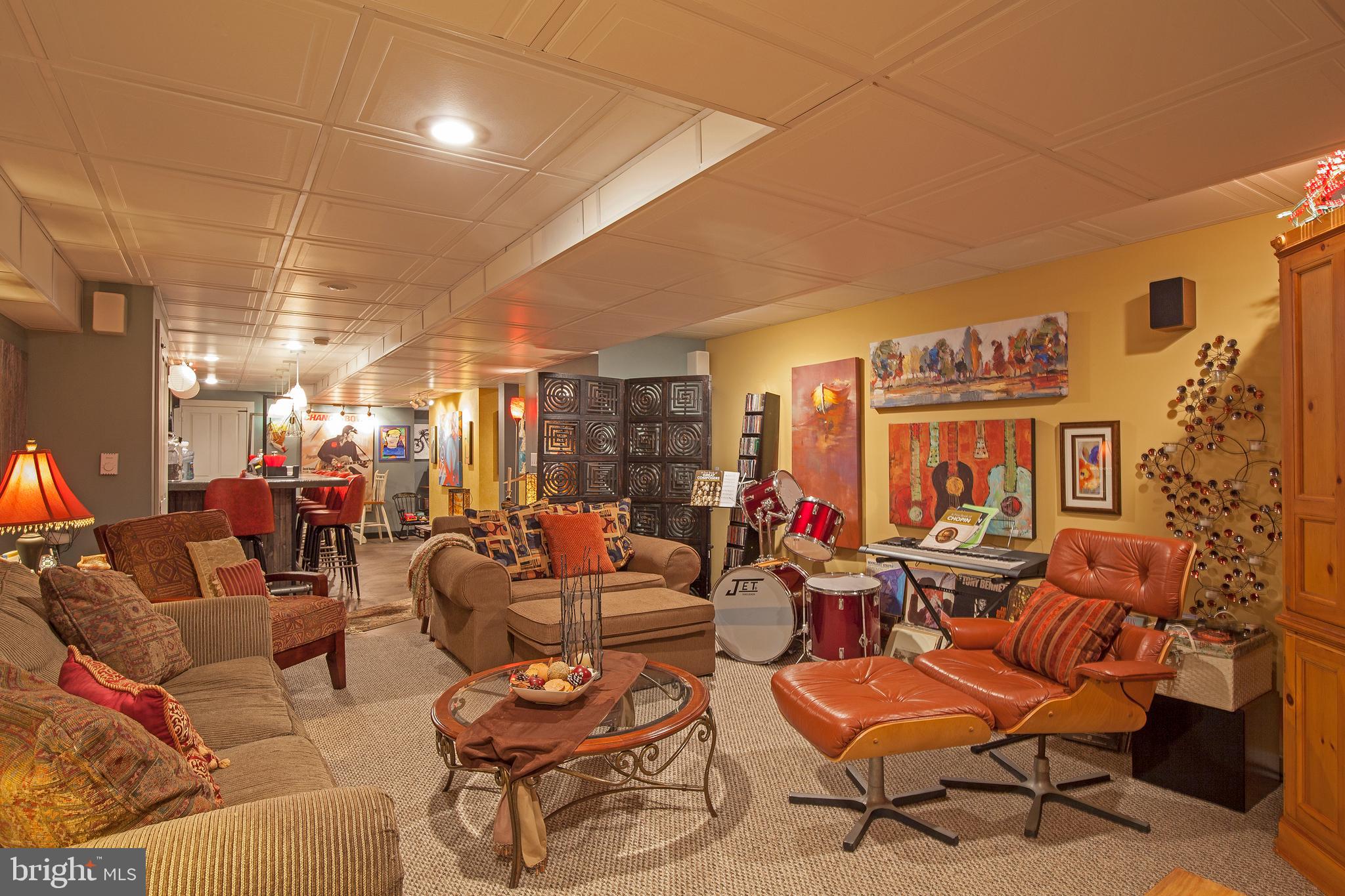 DOYLESTOWN - Residential
