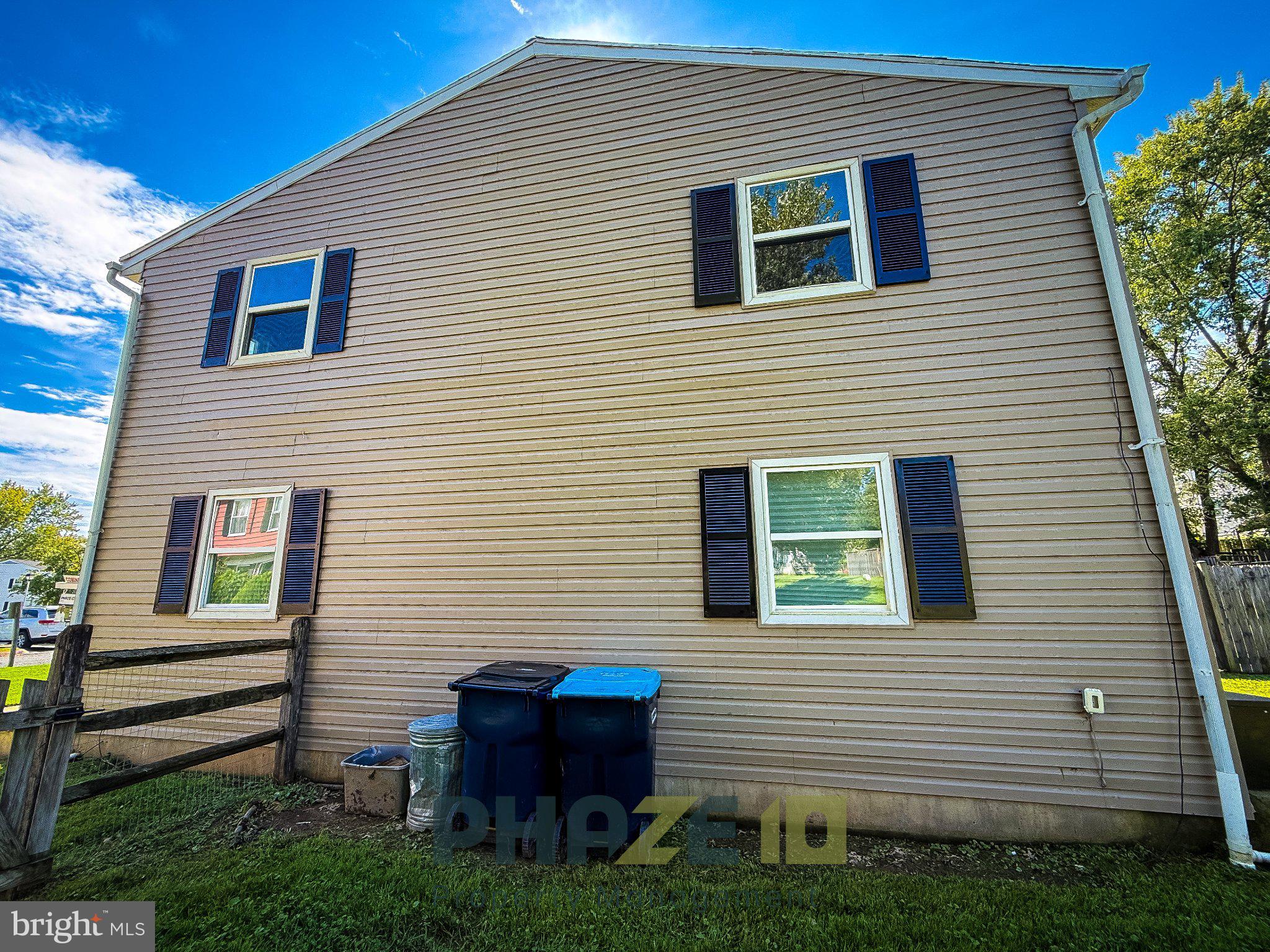 1394 HARFORD DRIVE