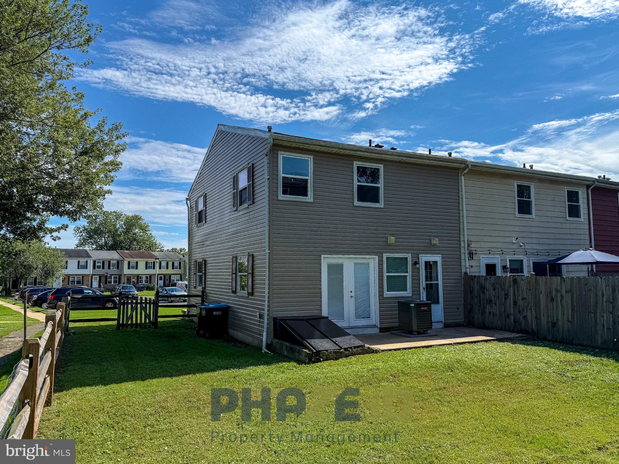1394 HARFORD DRIVE