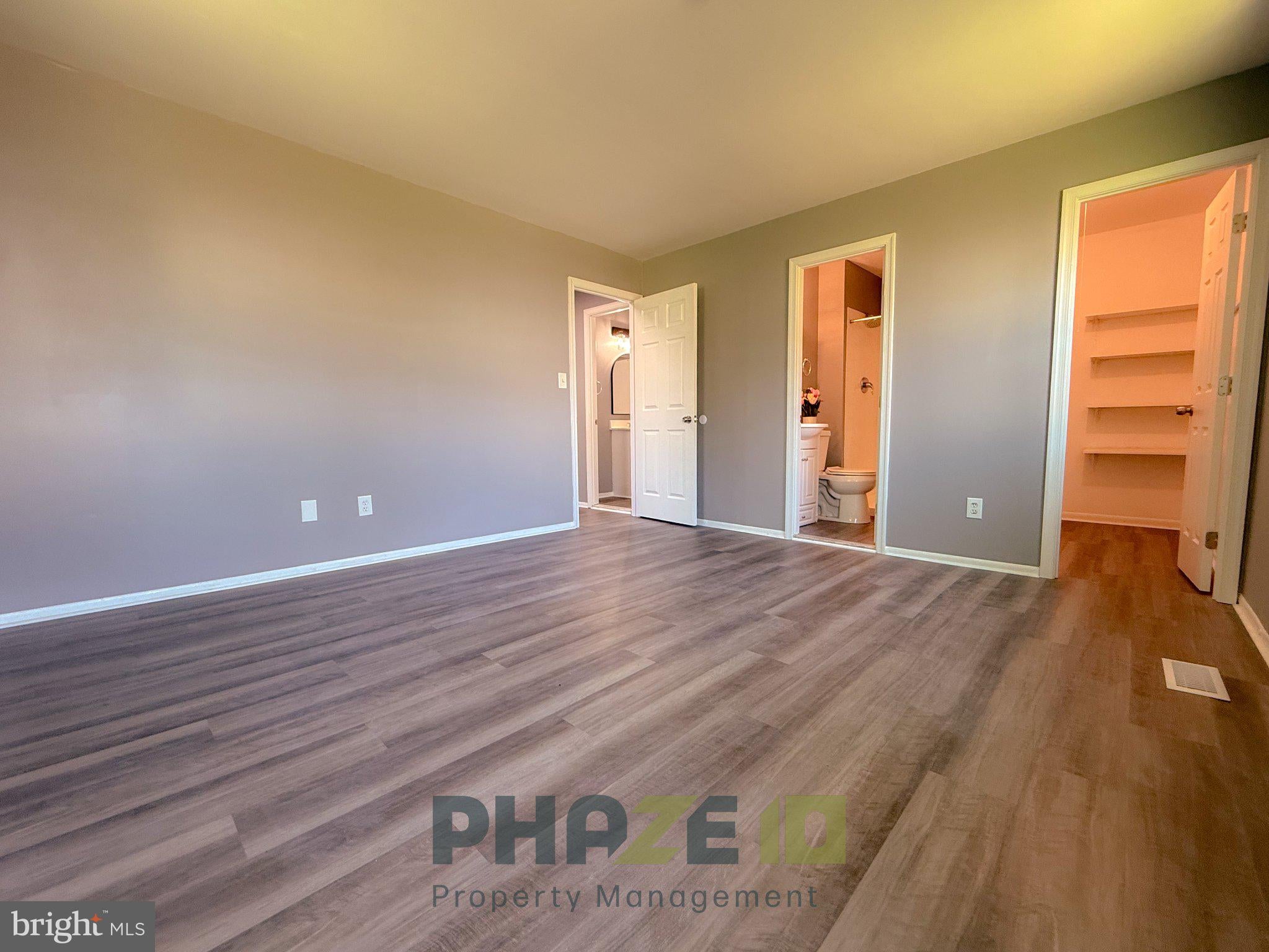 1394 HARFORD DRIVE