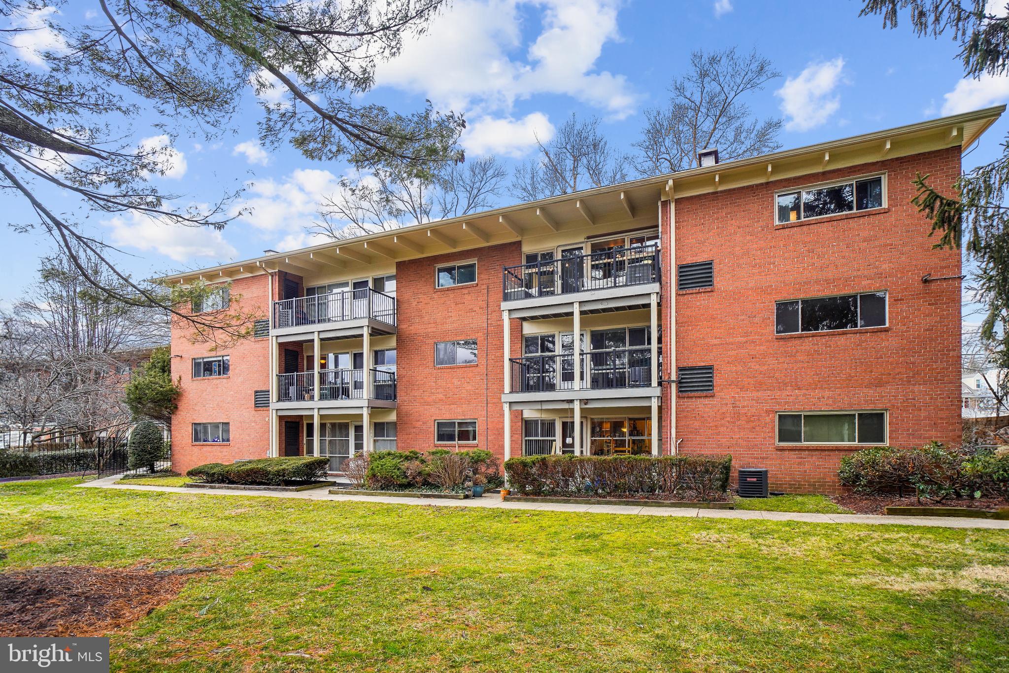 KENSINGTON TERRACE - Residential