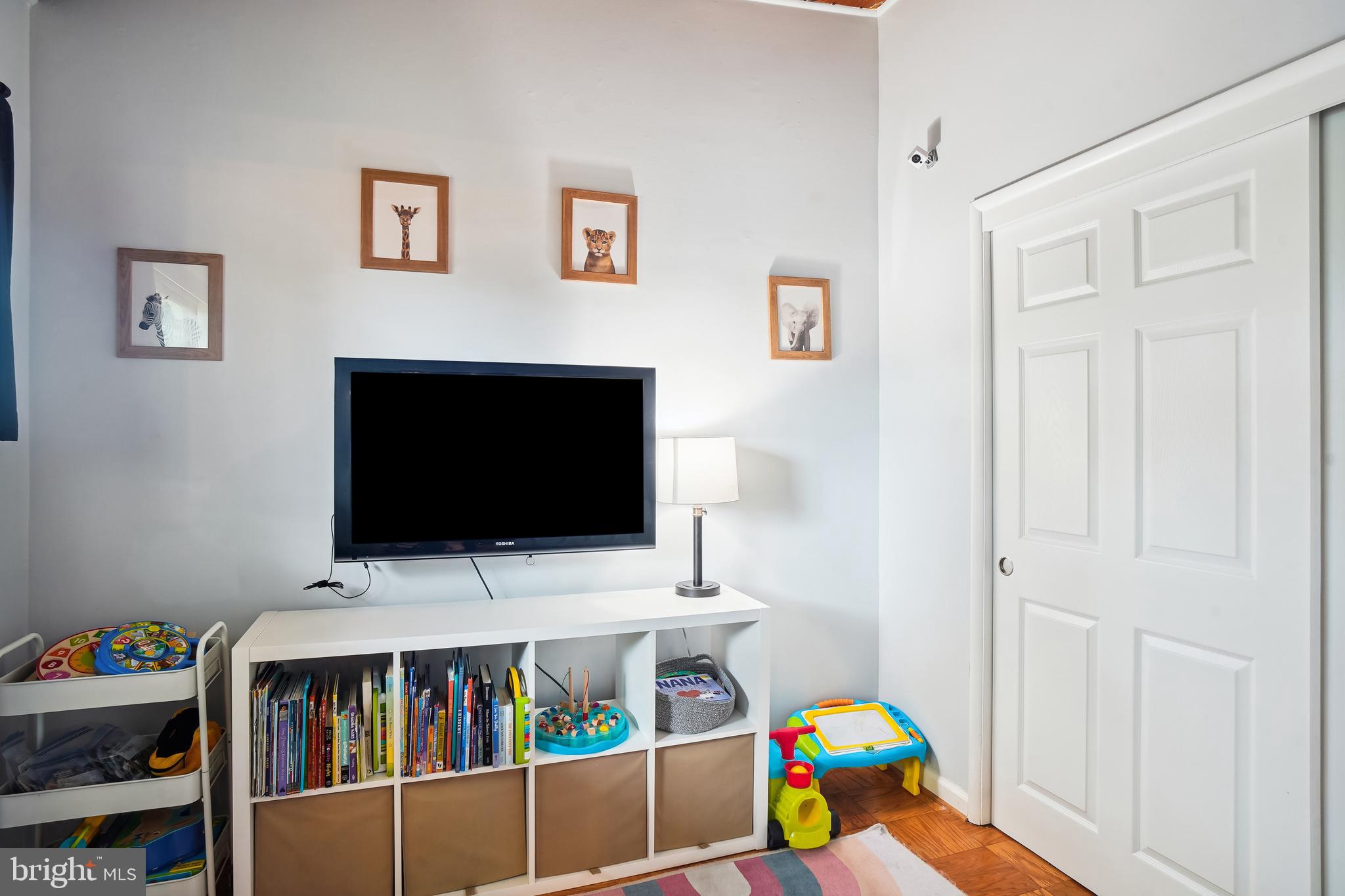 KENSINGTON TERRACE - Residential