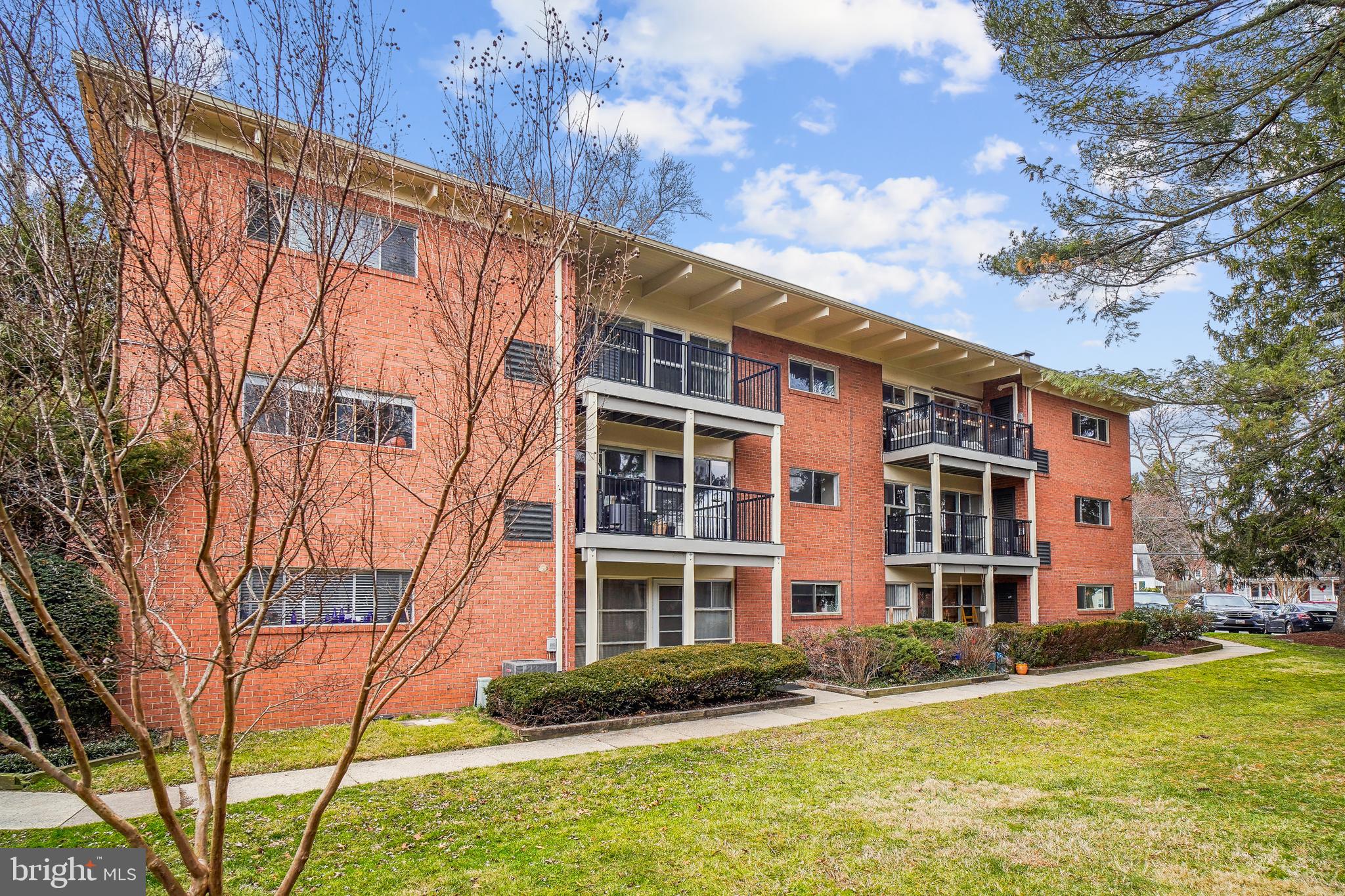 KENSINGTON TERRACE - Residential