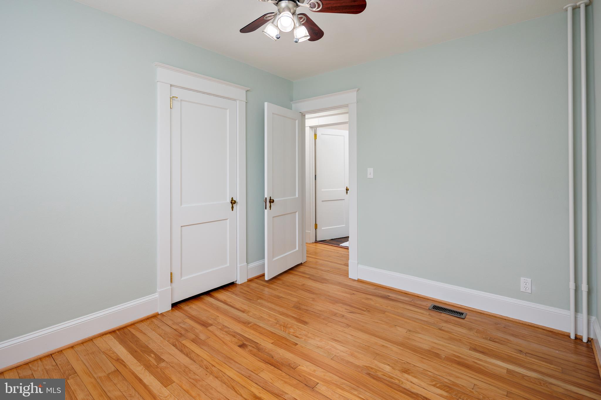 HOMEWOOD - Residential