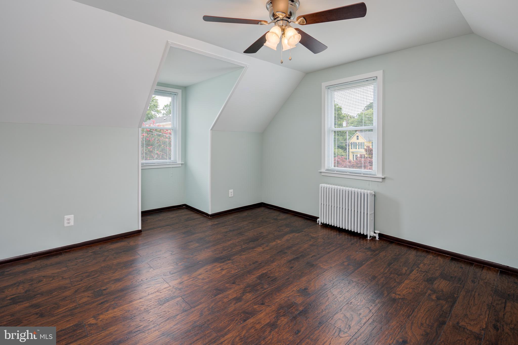 HOMEWOOD - Residential