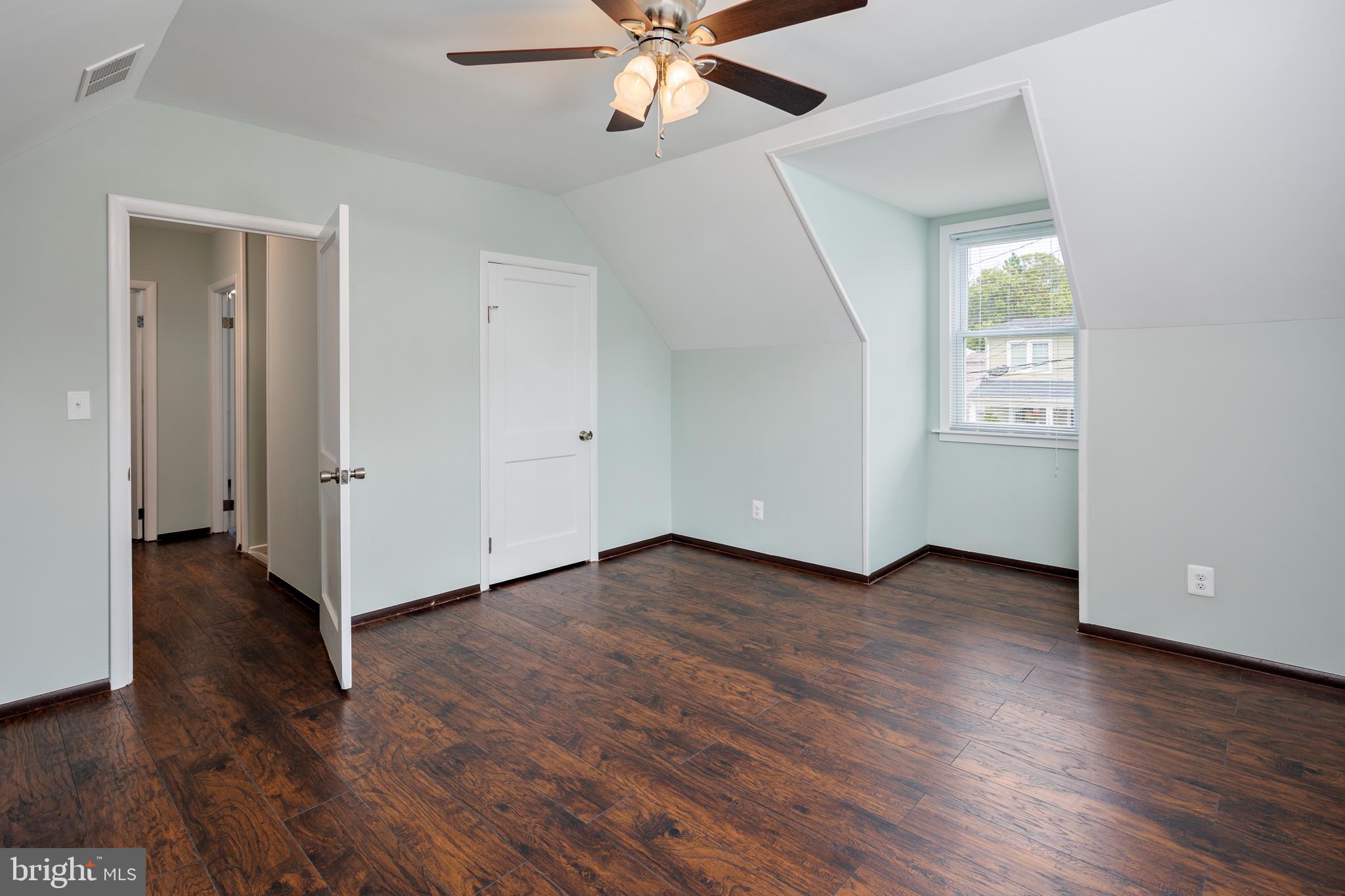 HOMEWOOD - Residential