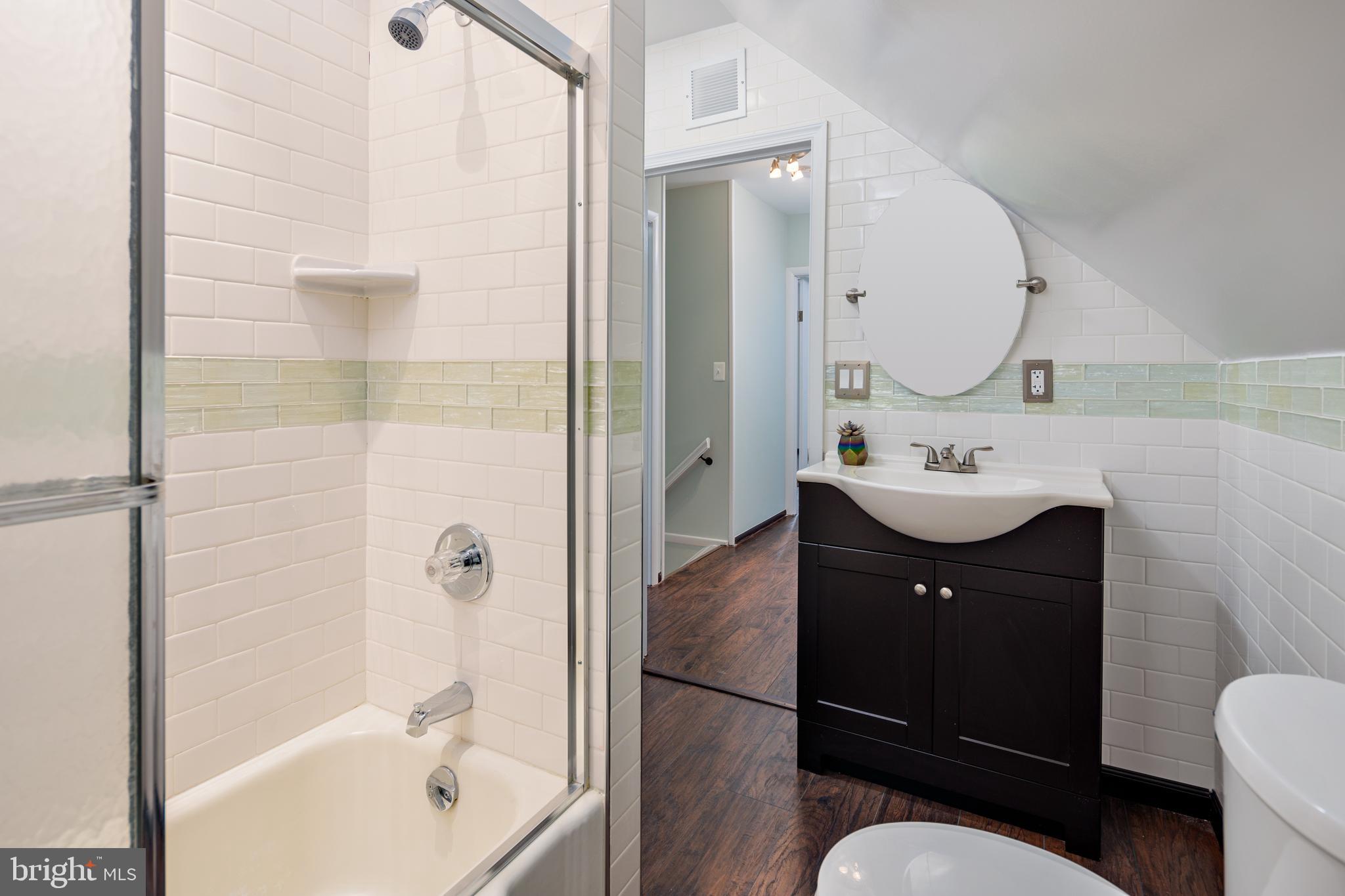 HOMEWOOD - Residential