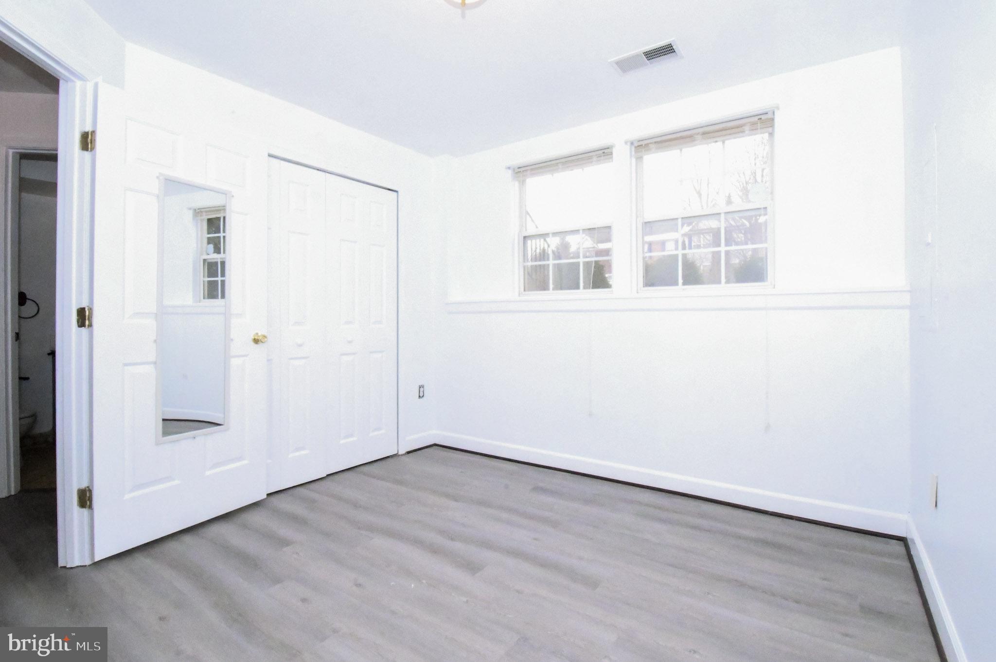 VILLAGES OF URBANA - Residential Lease