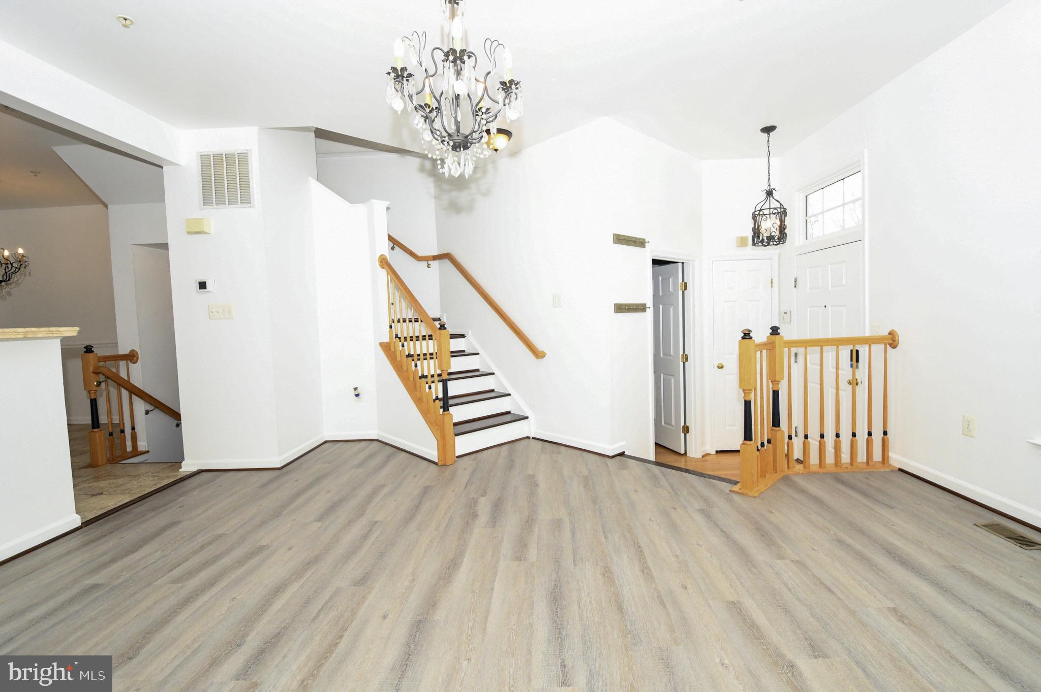 VILLAGES OF URBANA - Residential Lease