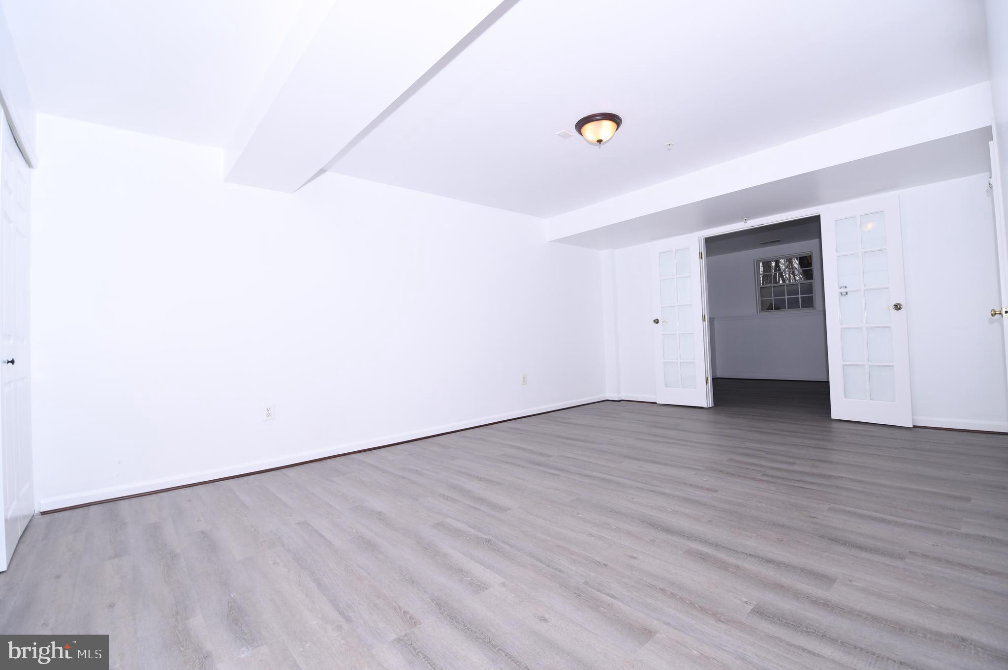 VILLAGES OF URBANA - Residential Lease