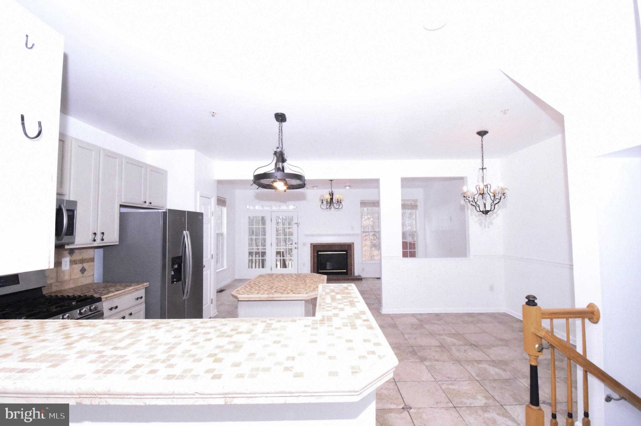 VILLAGES OF URBANA - Residential Lease