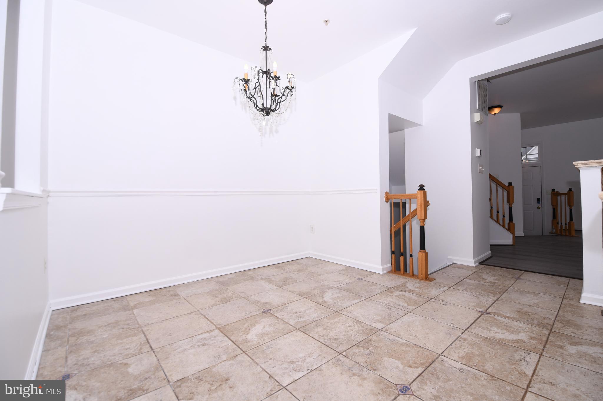 VILLAGES OF URBANA - Residential Lease