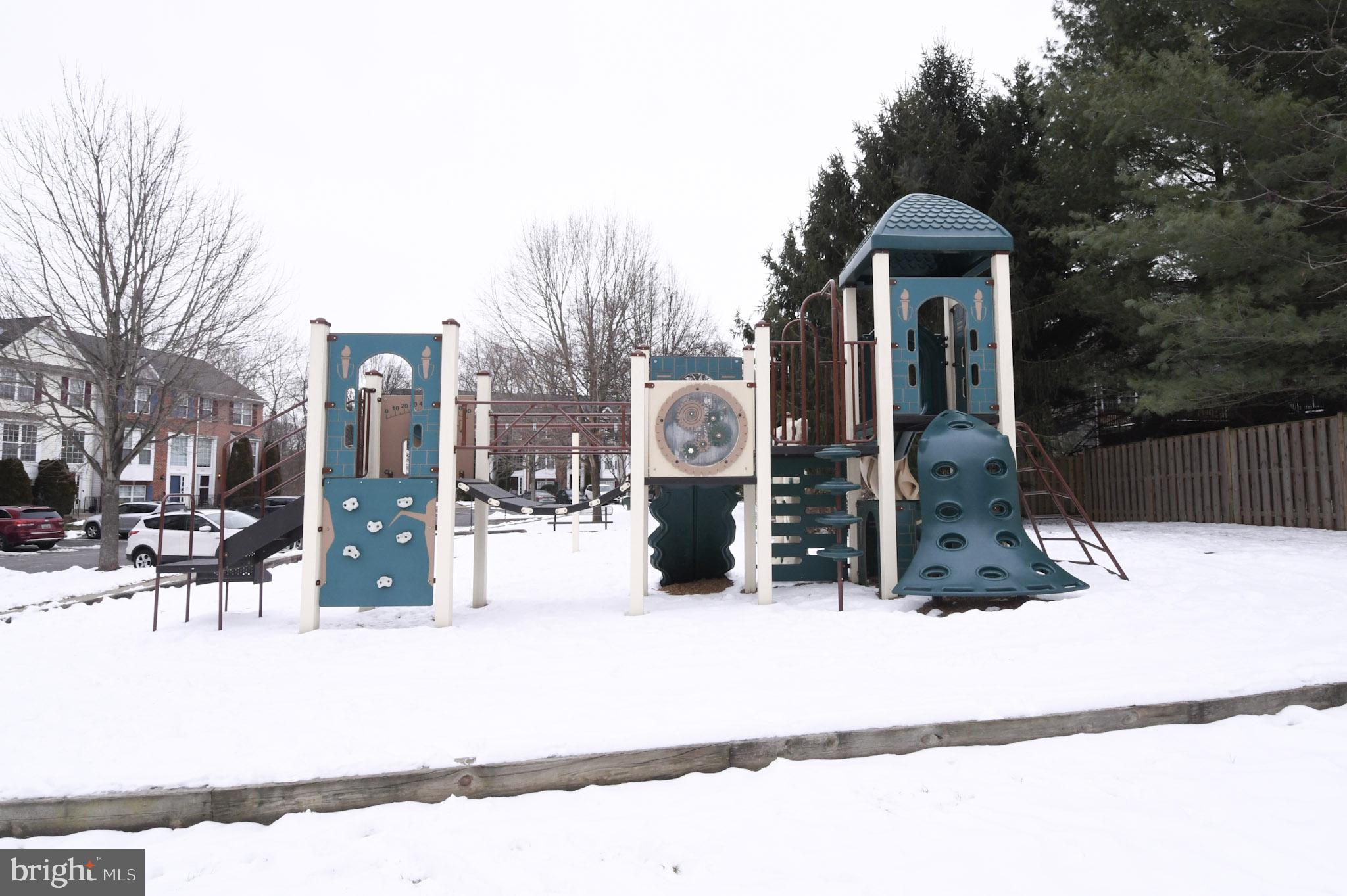 VILLAGES OF URBANA - Residential Lease