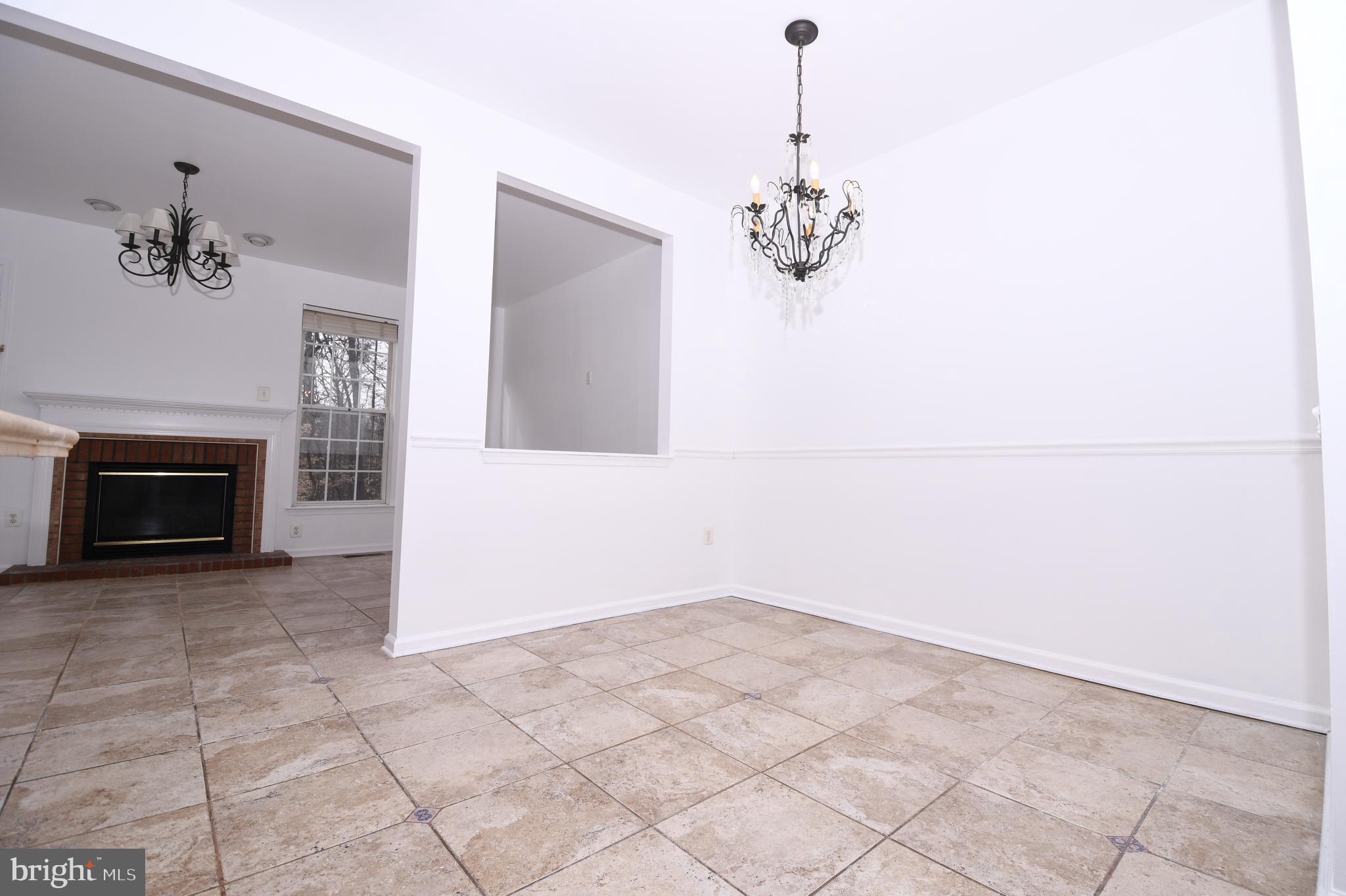 VILLAGES OF URBANA - Residential Lease