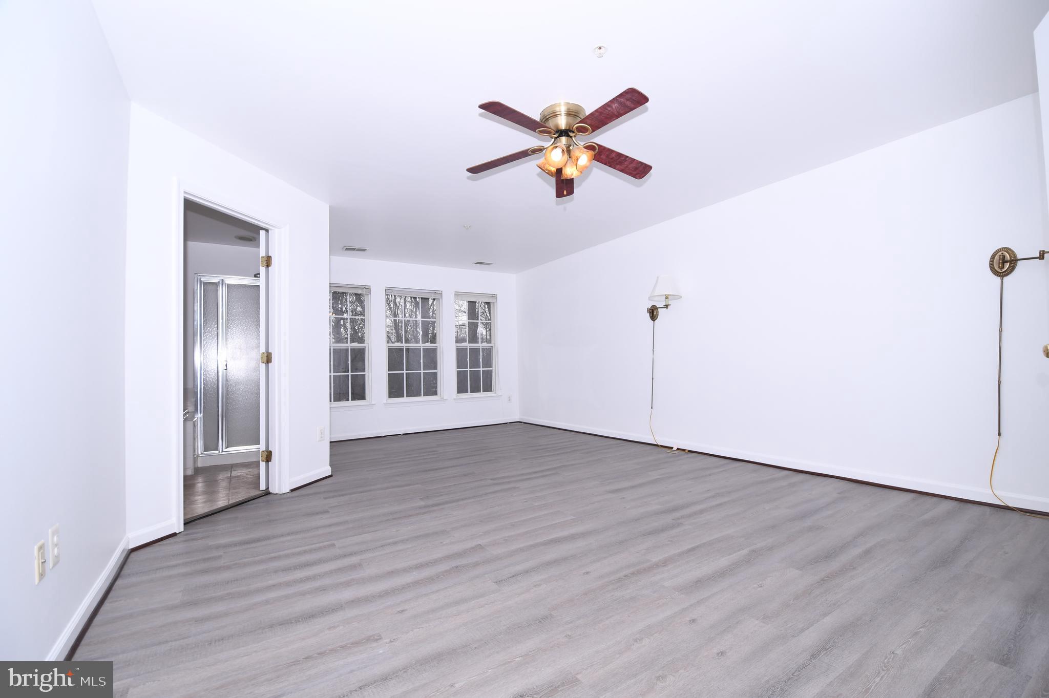 VILLAGES OF URBANA - Residential Lease