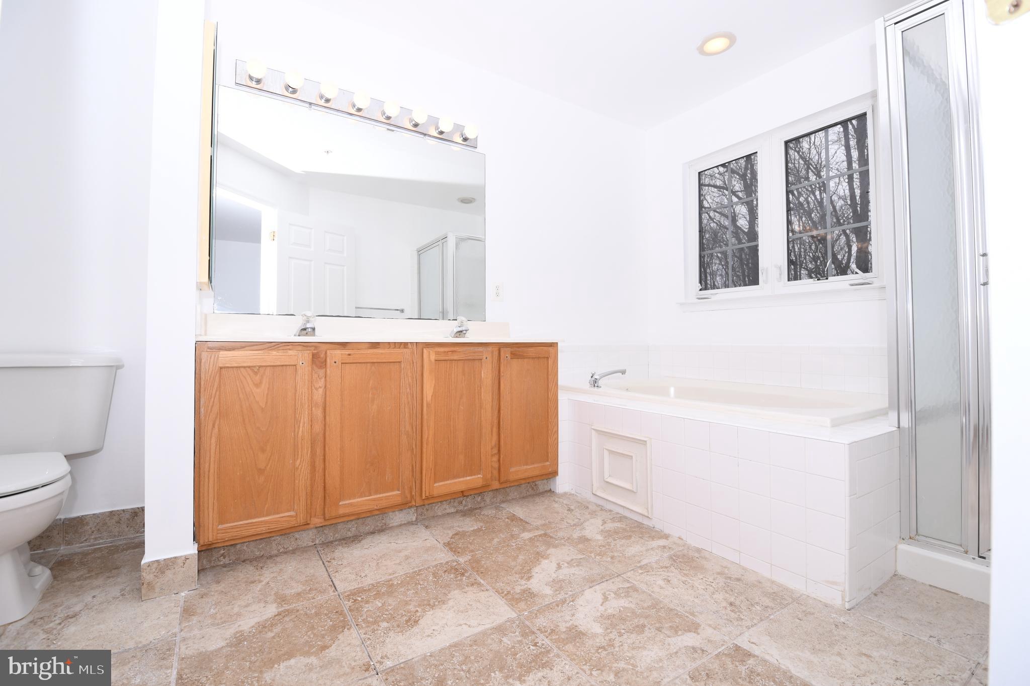 VILLAGES OF URBANA - Residential Lease