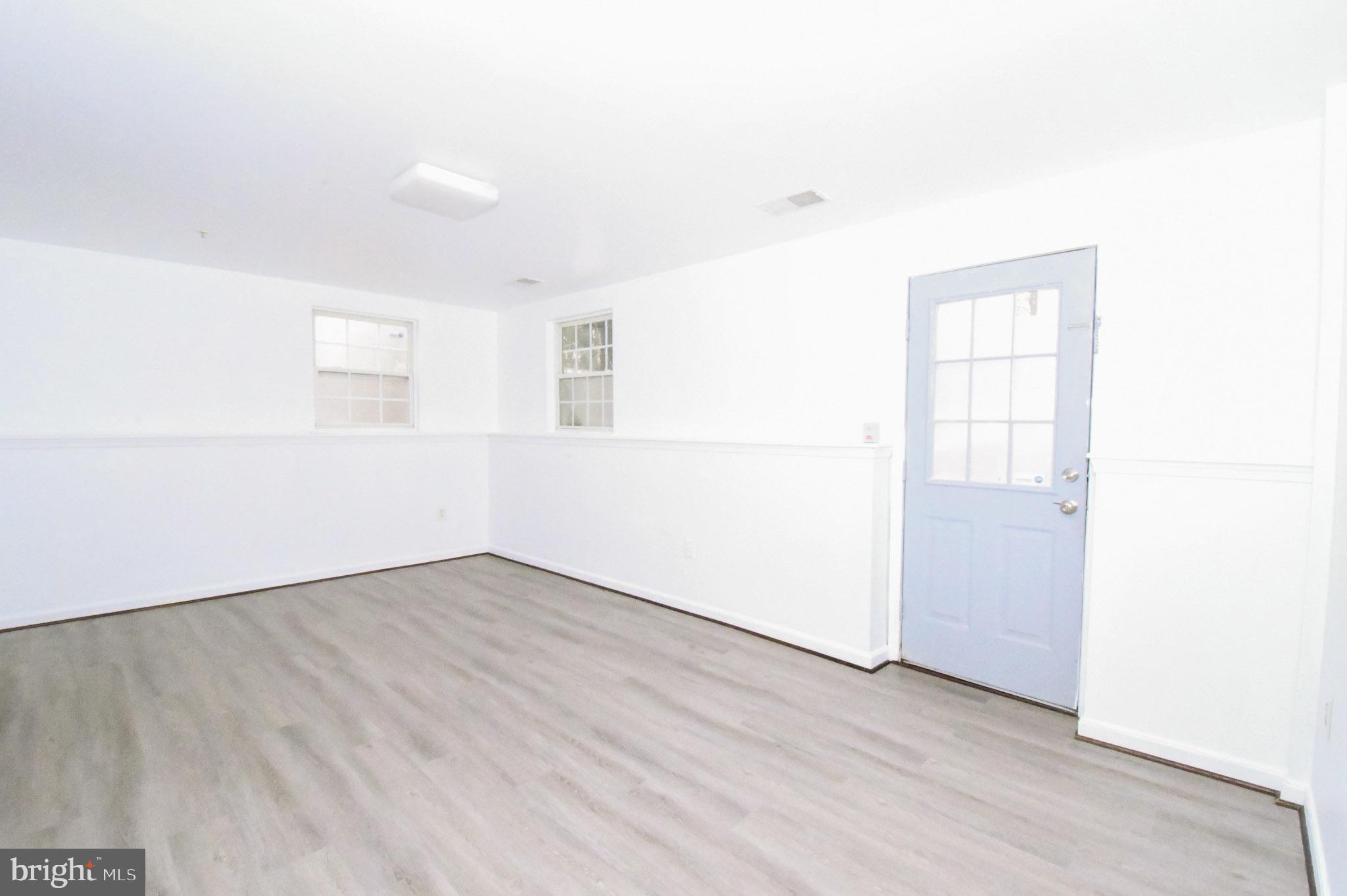 VILLAGES OF URBANA - Residential Lease