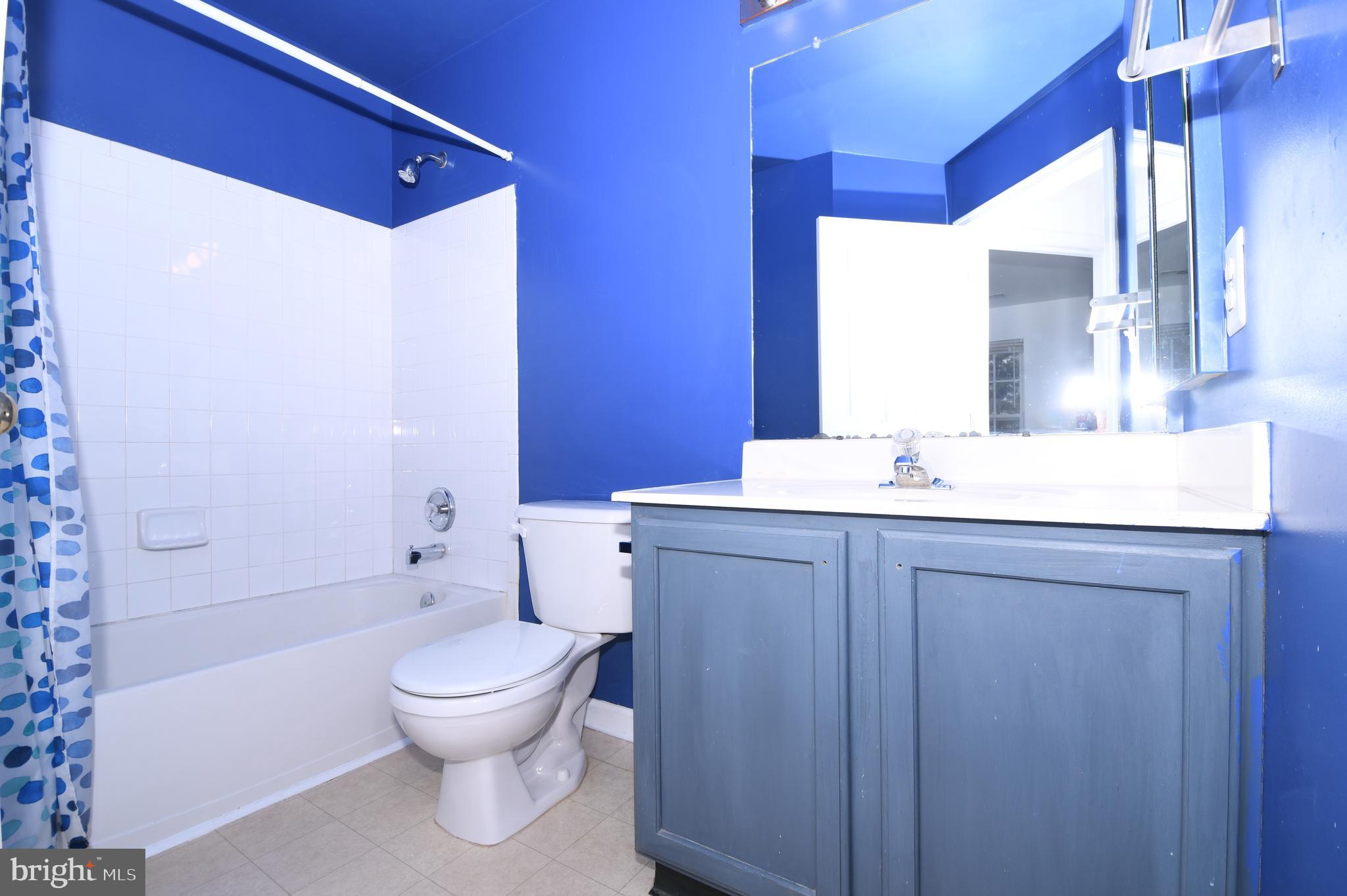 VILLAGES OF URBANA - Residential Lease