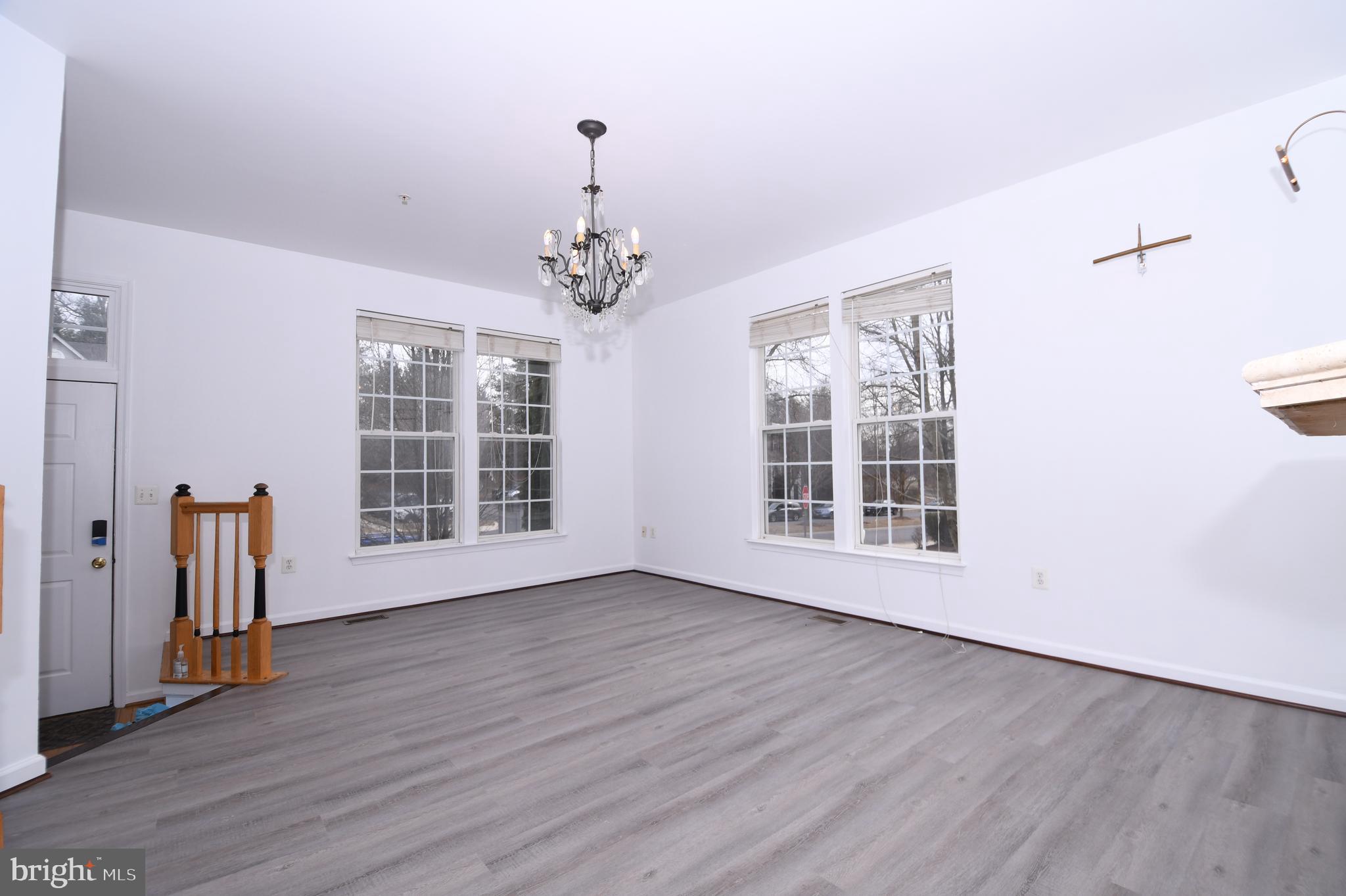 VILLAGES OF URBANA - Residential Lease