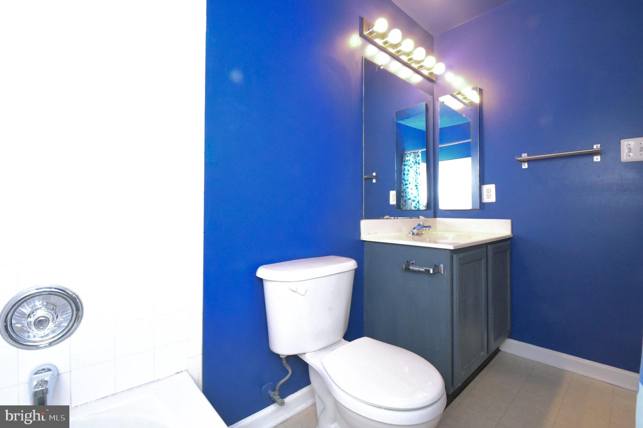 VILLAGES OF URBANA - Residential Lease