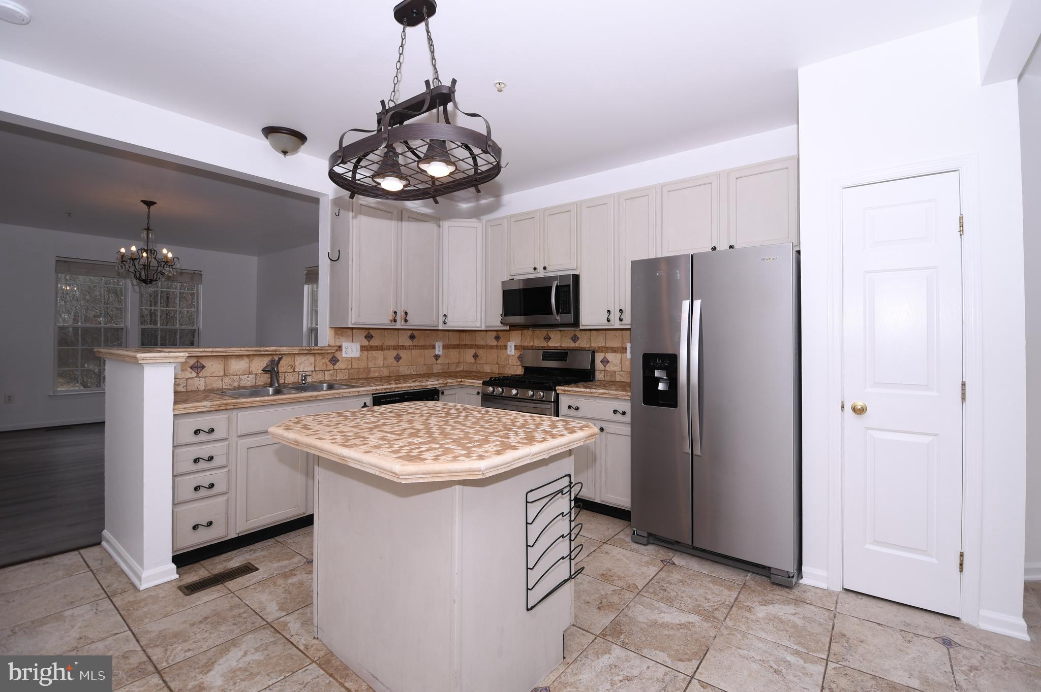 VILLAGES OF URBANA - Residential Lease