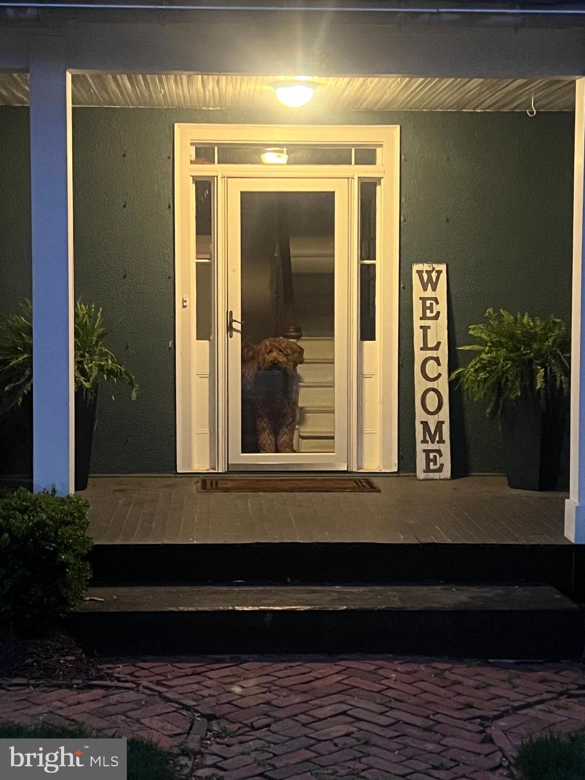 ROUND HILL - Residential