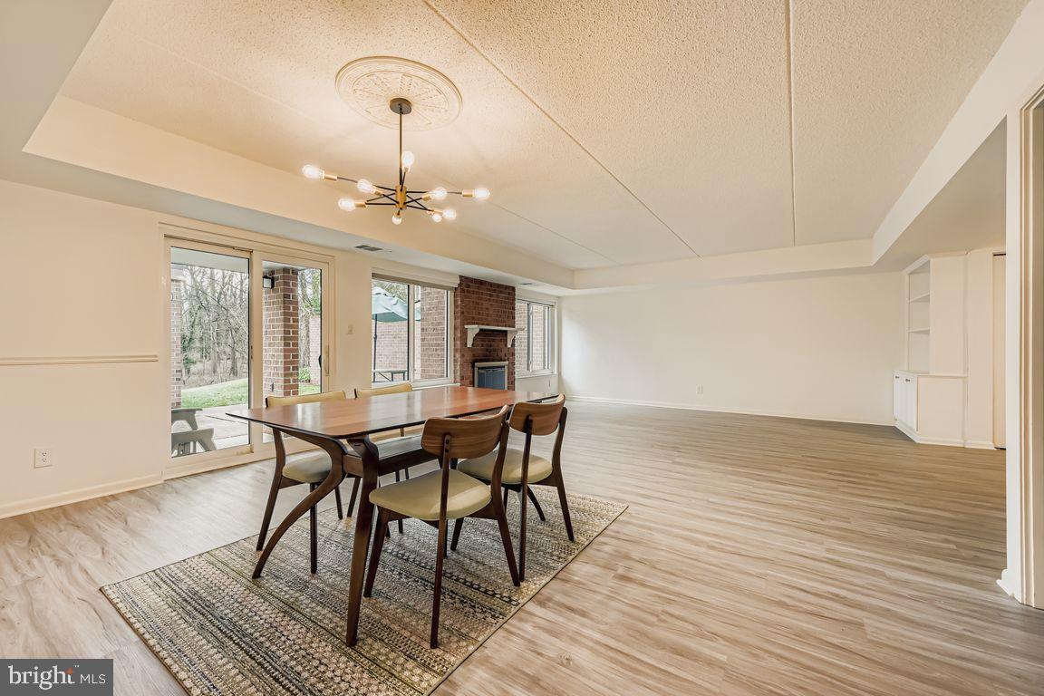 OAKHAMPTON - Residential Lease