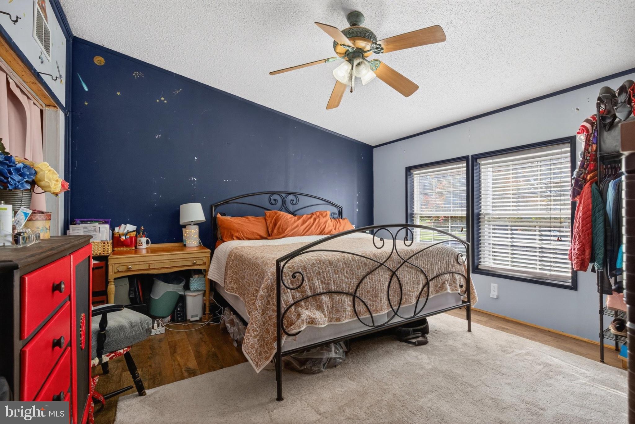 NORTHCRES ACRES MHP - Residential