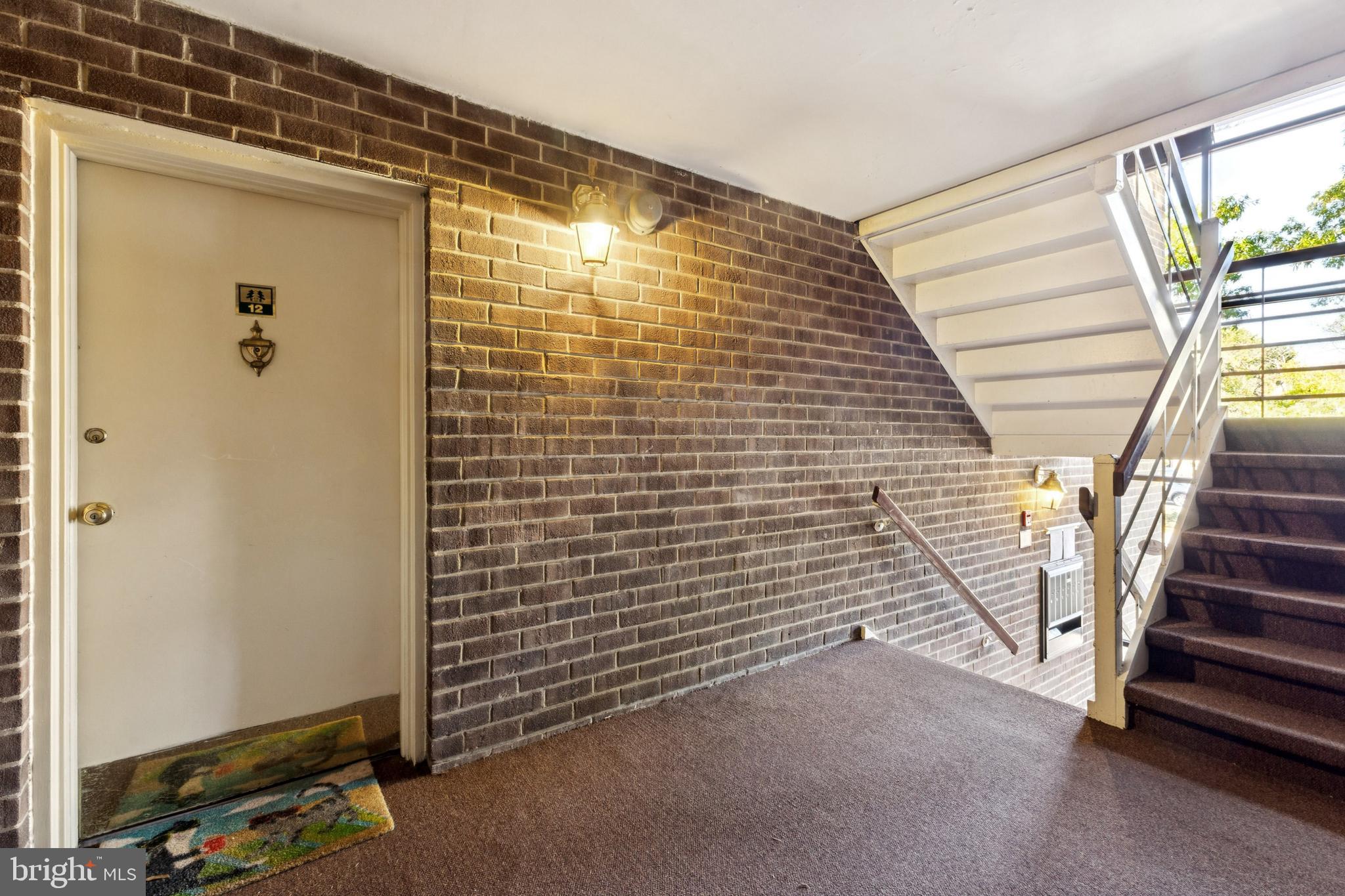 1413 NORTHGATE SQUARE 13/12B