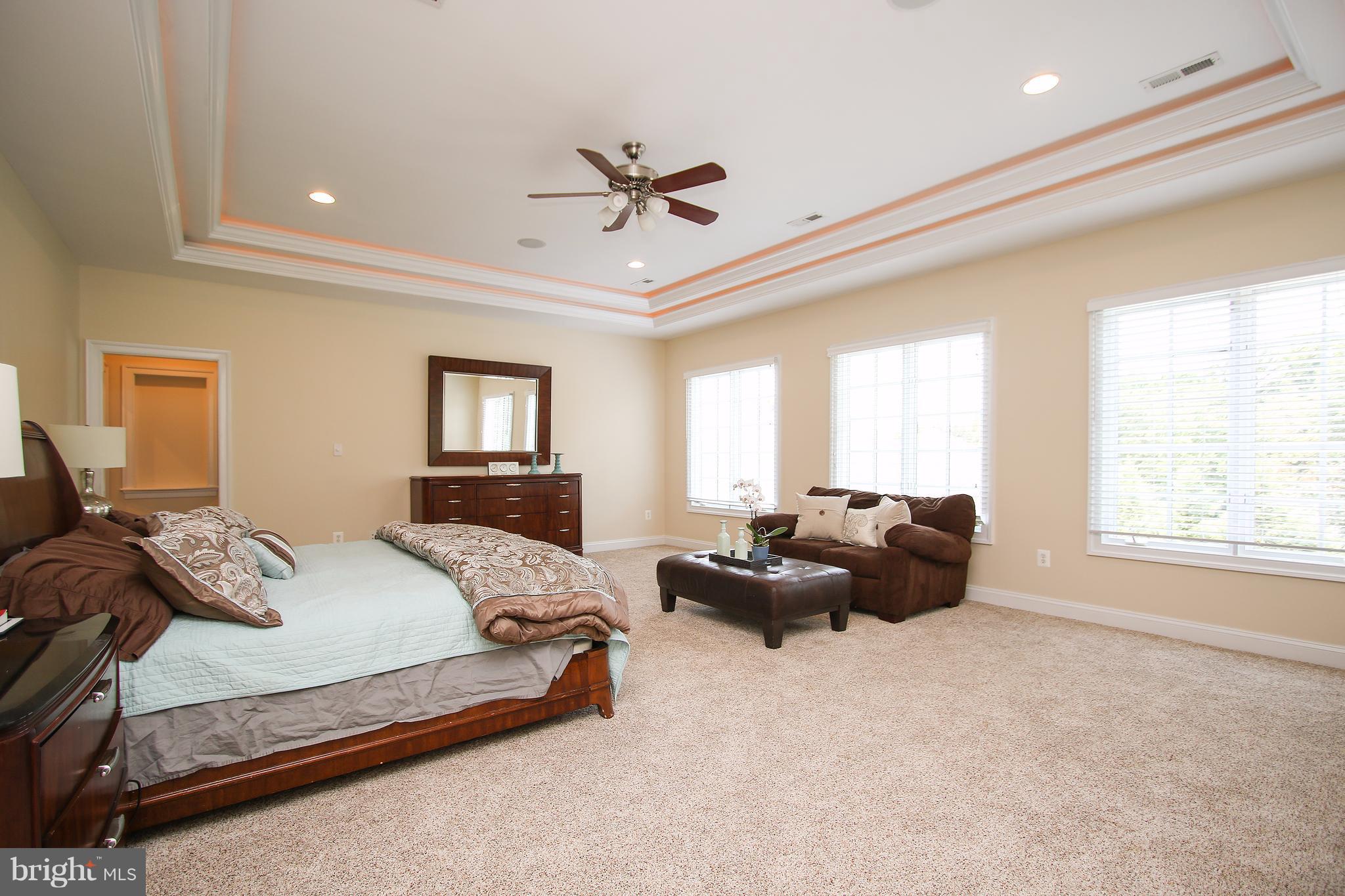 OAKS AT NORTH BETHESDA - Residential