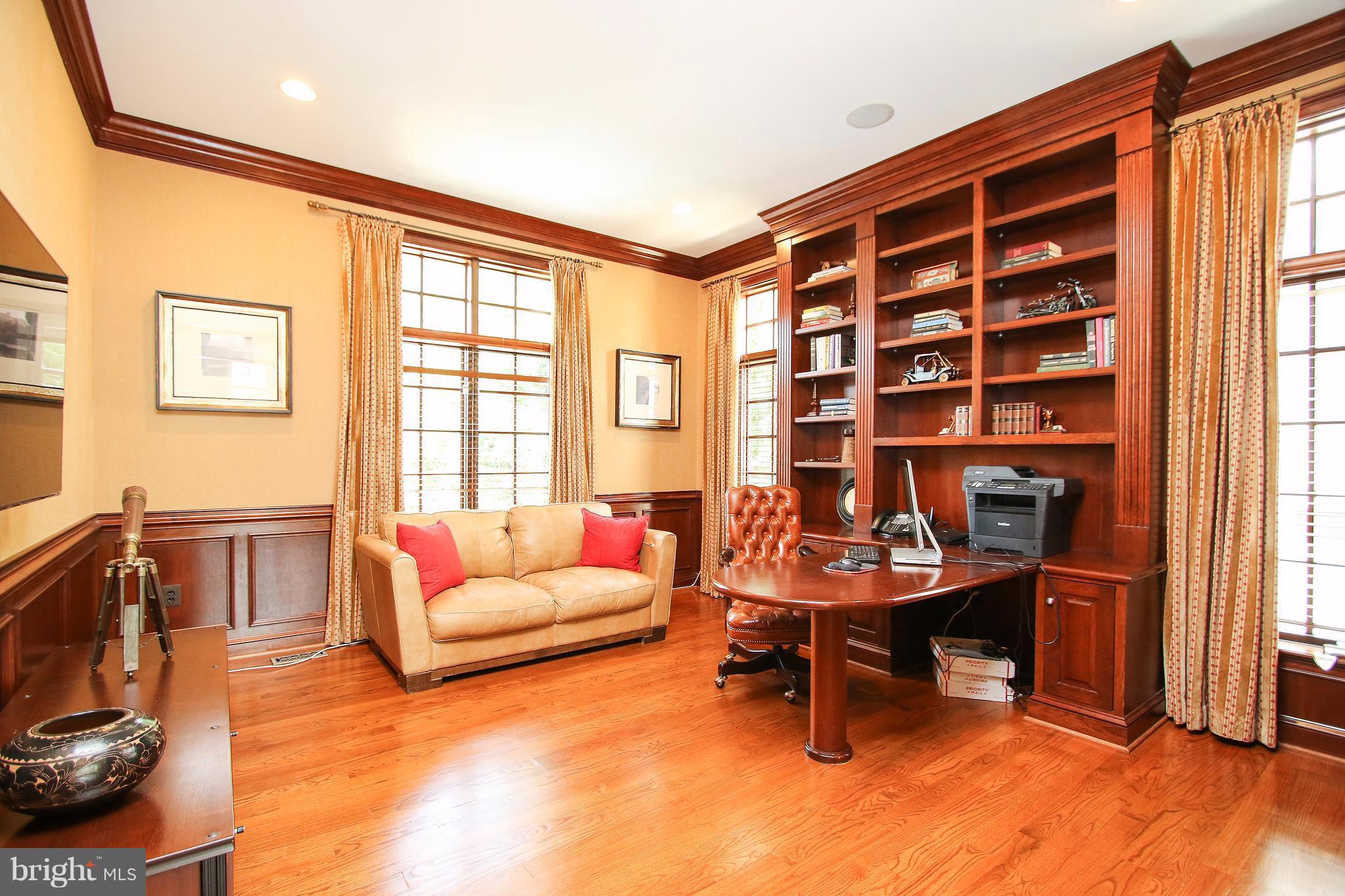 OAKS AT NORTH BETHESDA - Residential