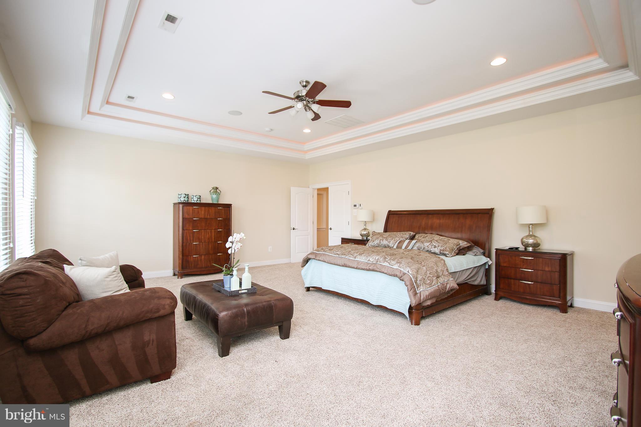 OAKS AT NORTH BETHESDA - Residential