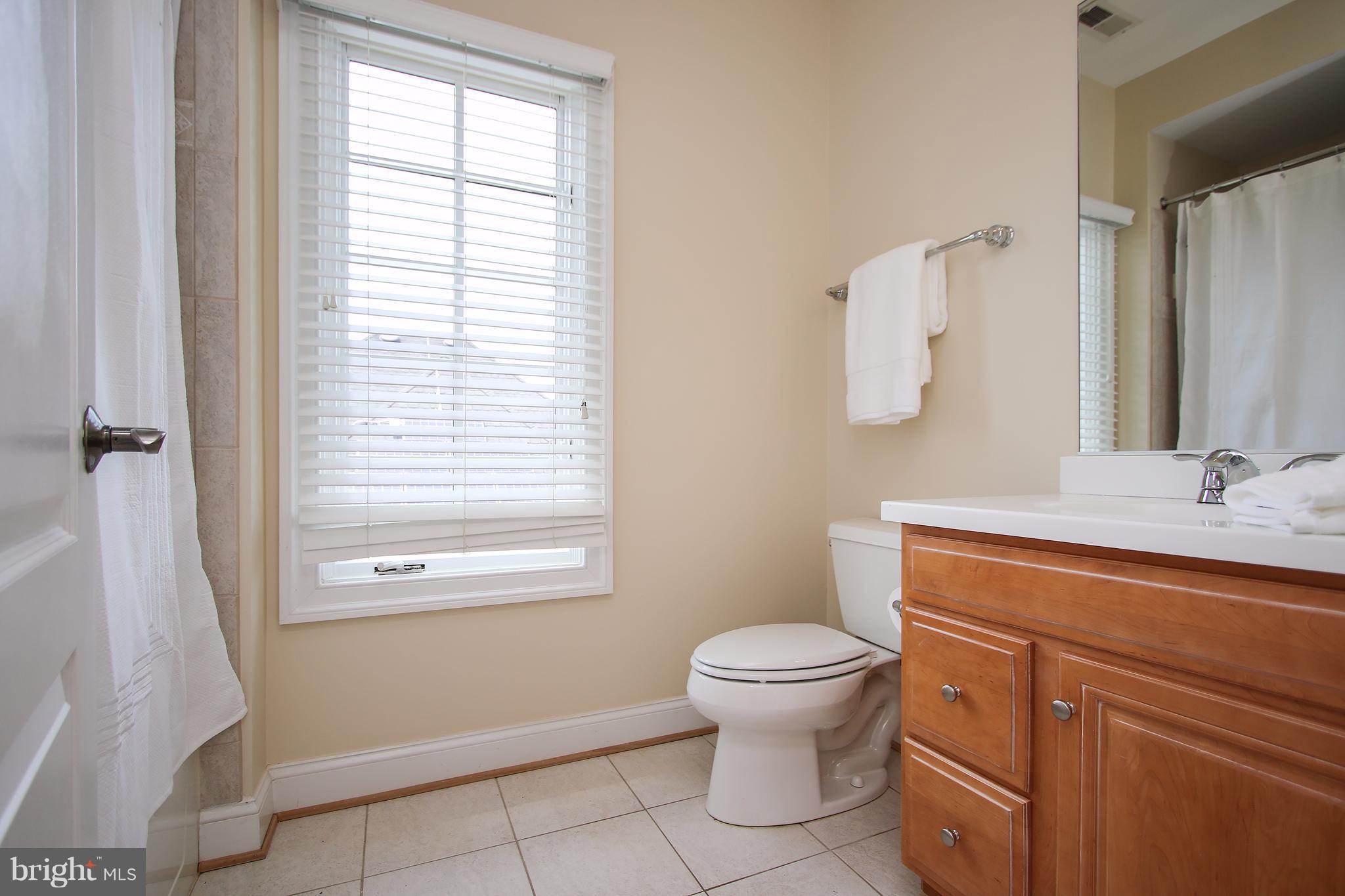 OAKS AT NORTH BETHESDA - Residential