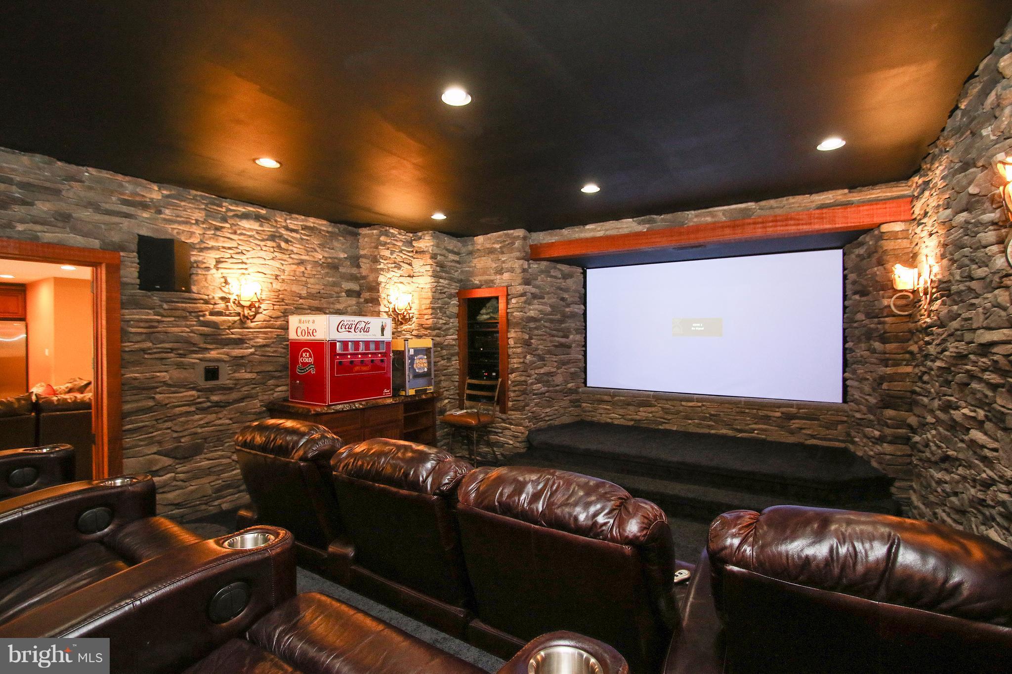 OAKS AT NORTH BETHESDA - Residential