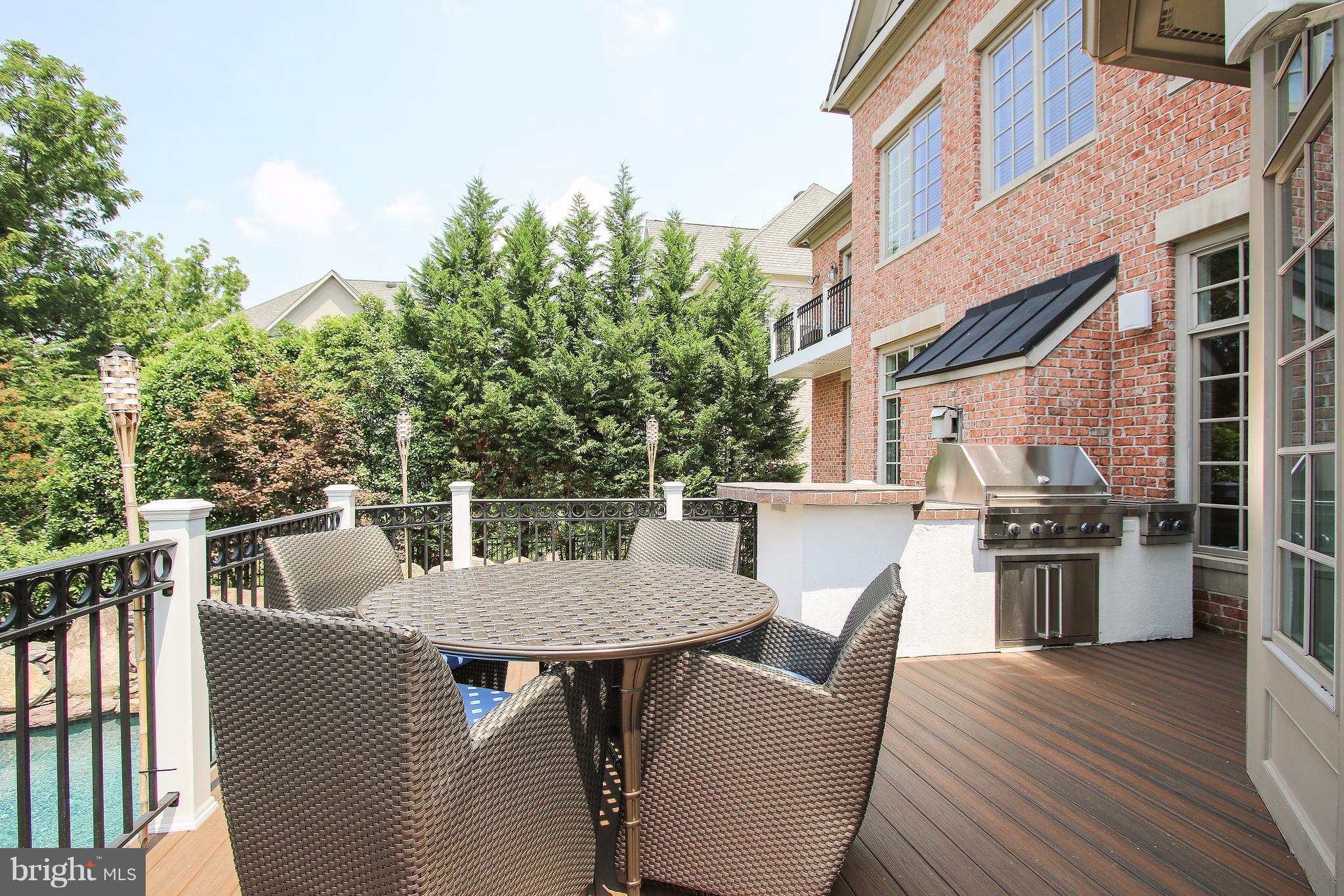 OAKS AT NORTH BETHESDA - Residential